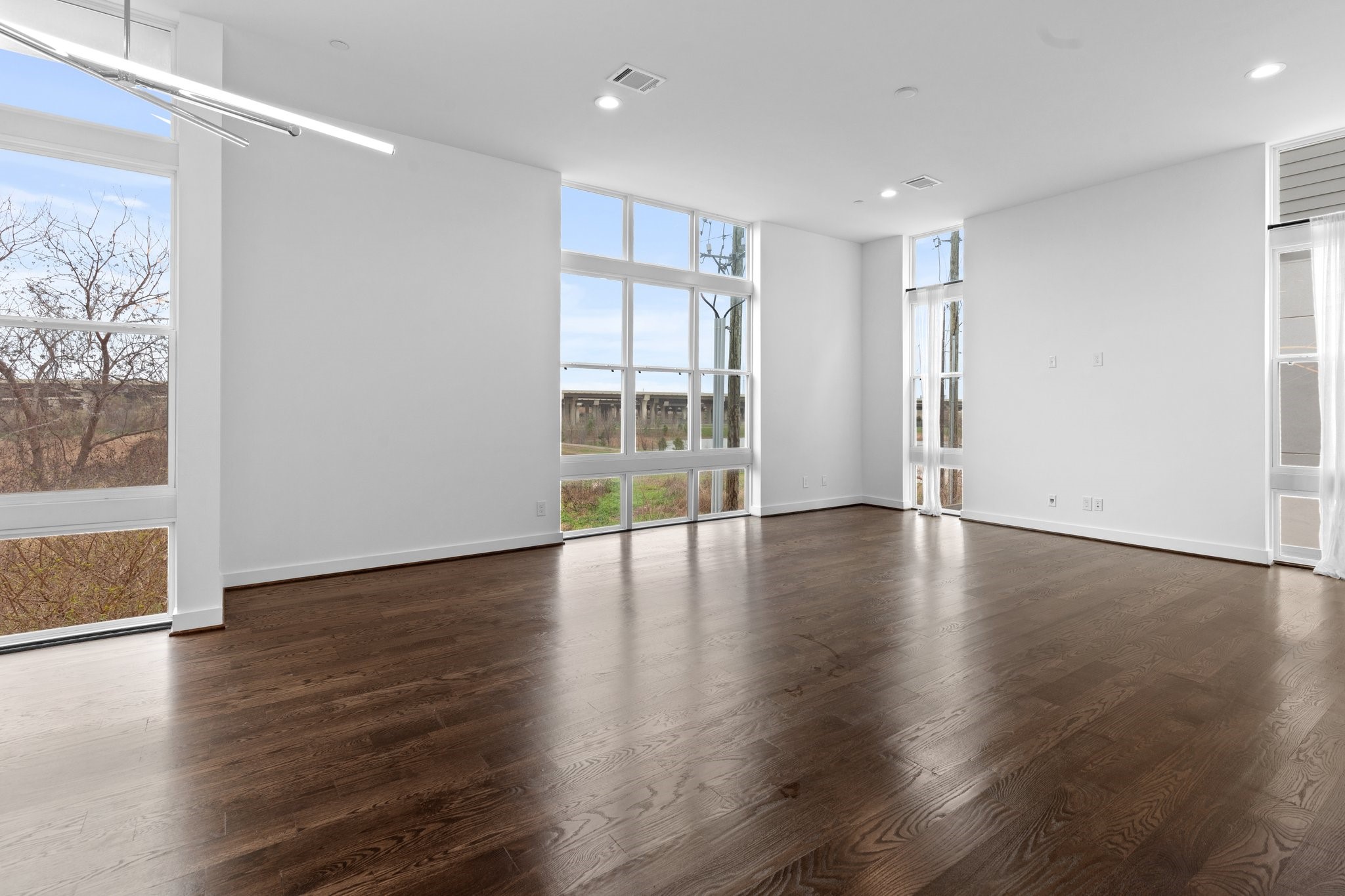 5915 E Post Oak Lane Property Photo 11