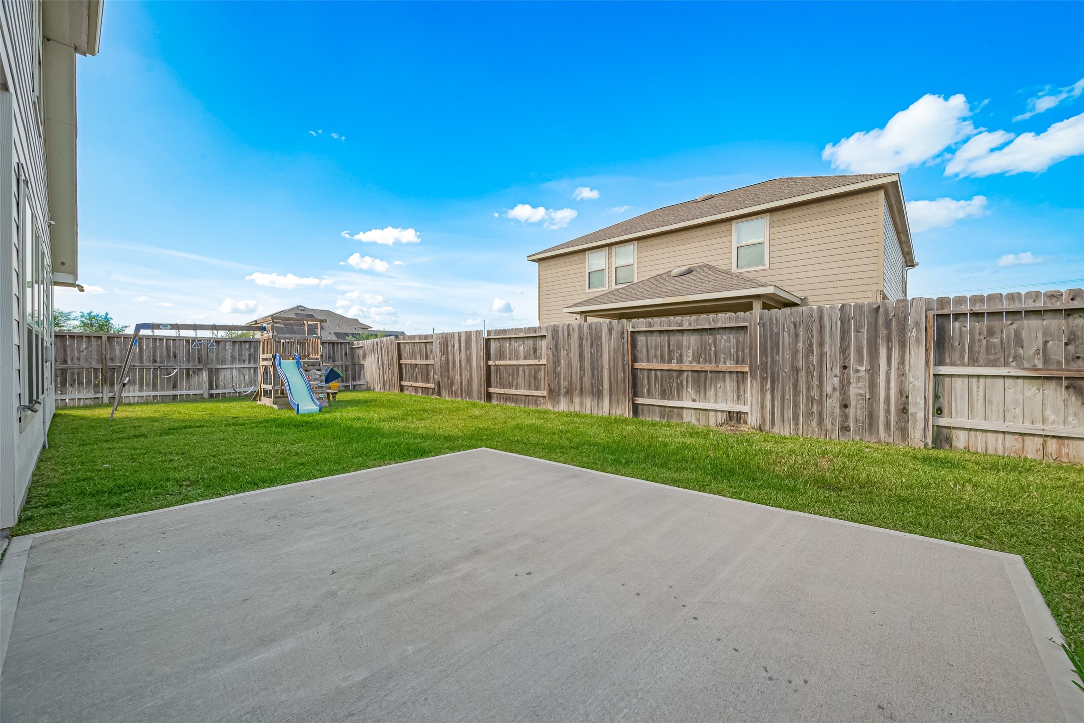7603 Rainy Valley Lane Property Photo 18