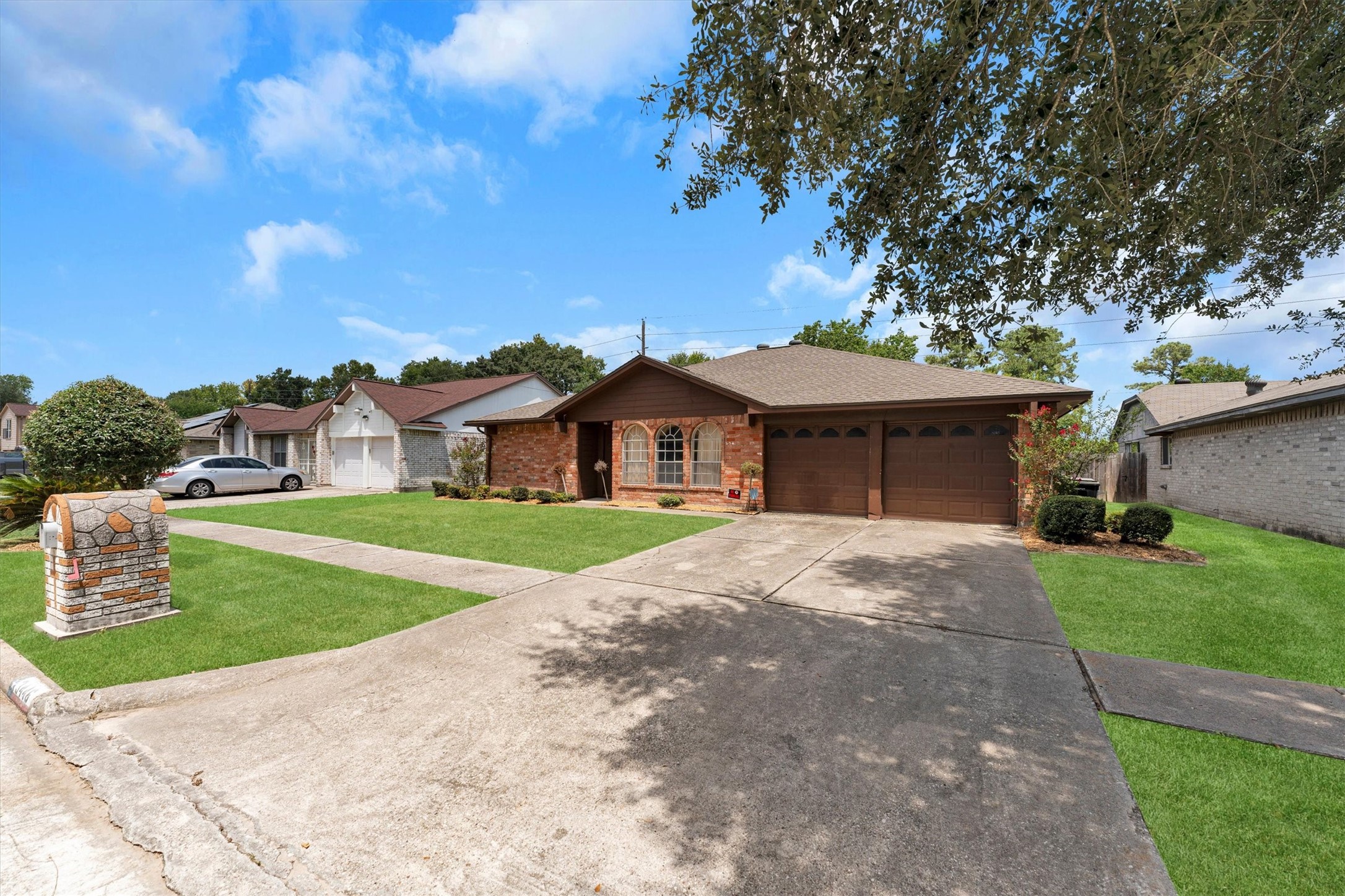 3446 Cheaney Drive Property Photo 3