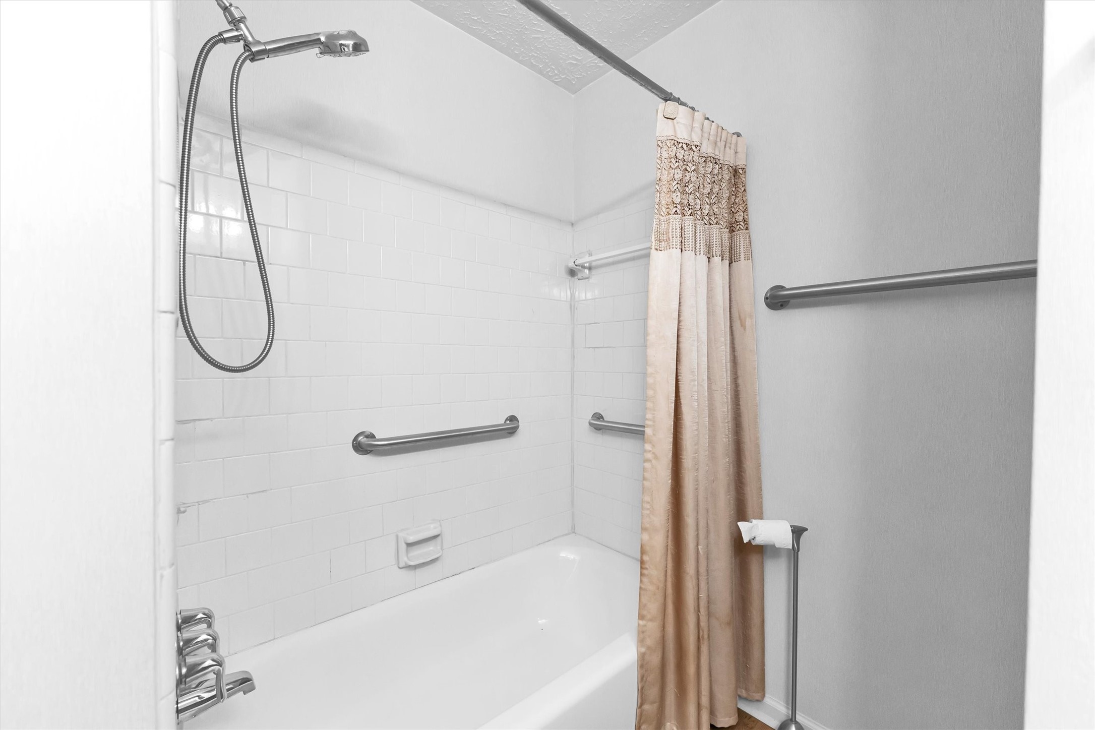 3446 Cheaney Drive Property Photo 34