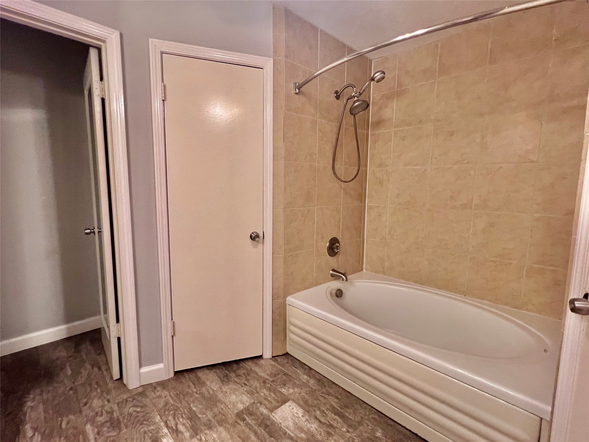 9 N Deerfoot Circle Property Photo 10