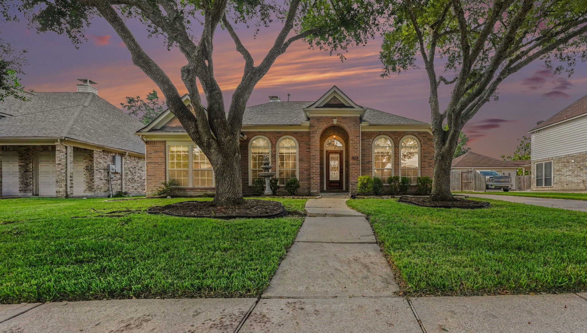 2892 Morning Pond Lane Property Photo 1