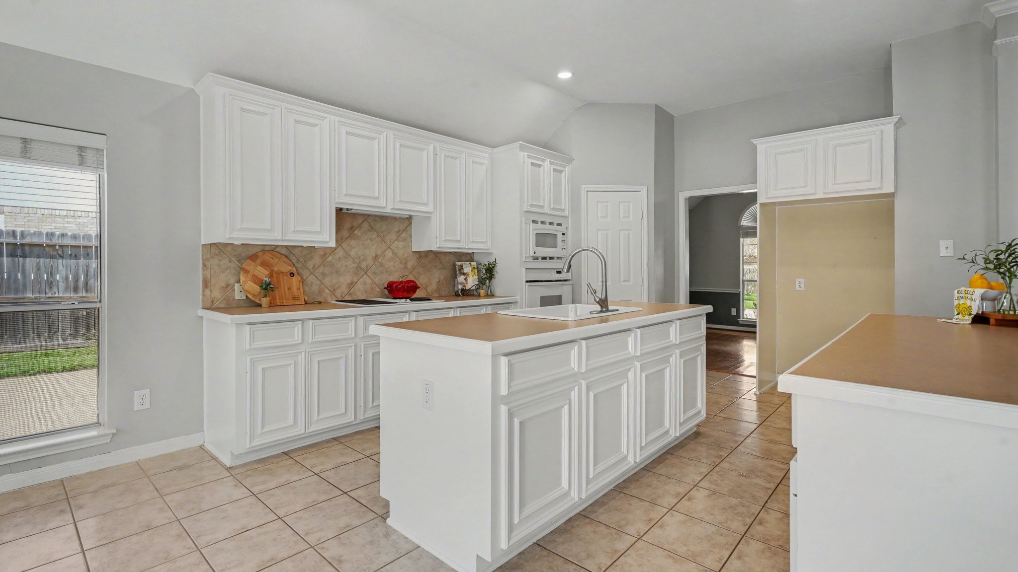 2892 Morning Pond Lane Property Photo 12