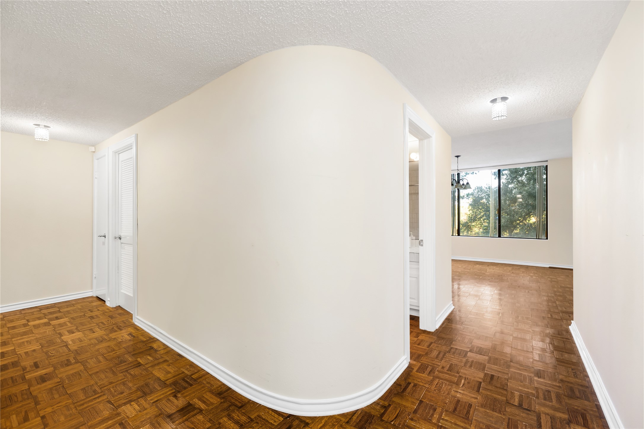 14655 Champion Forest Drive 302 Property Photo 10