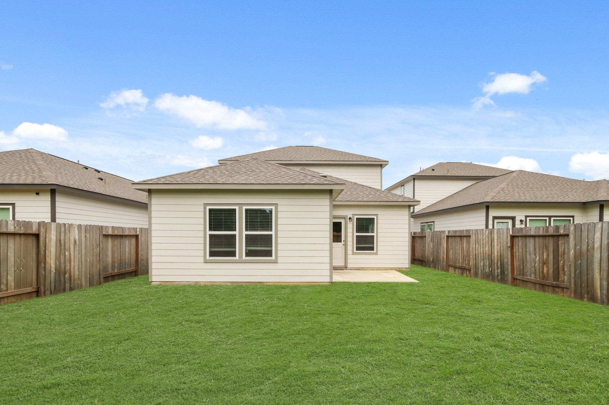 16942 Needlepoint Drive Property Photo 4