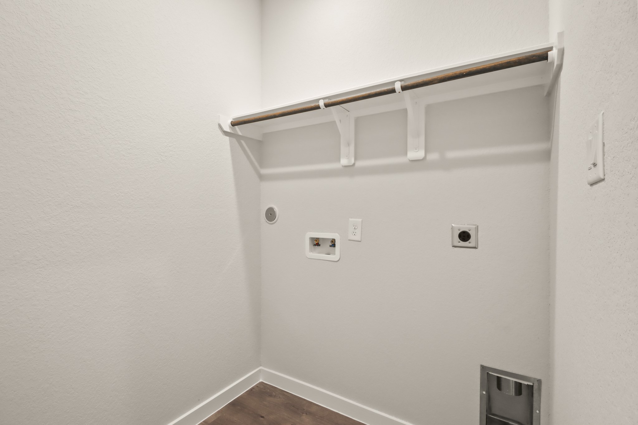 16942 Needlepoint Drive Property Photo 11