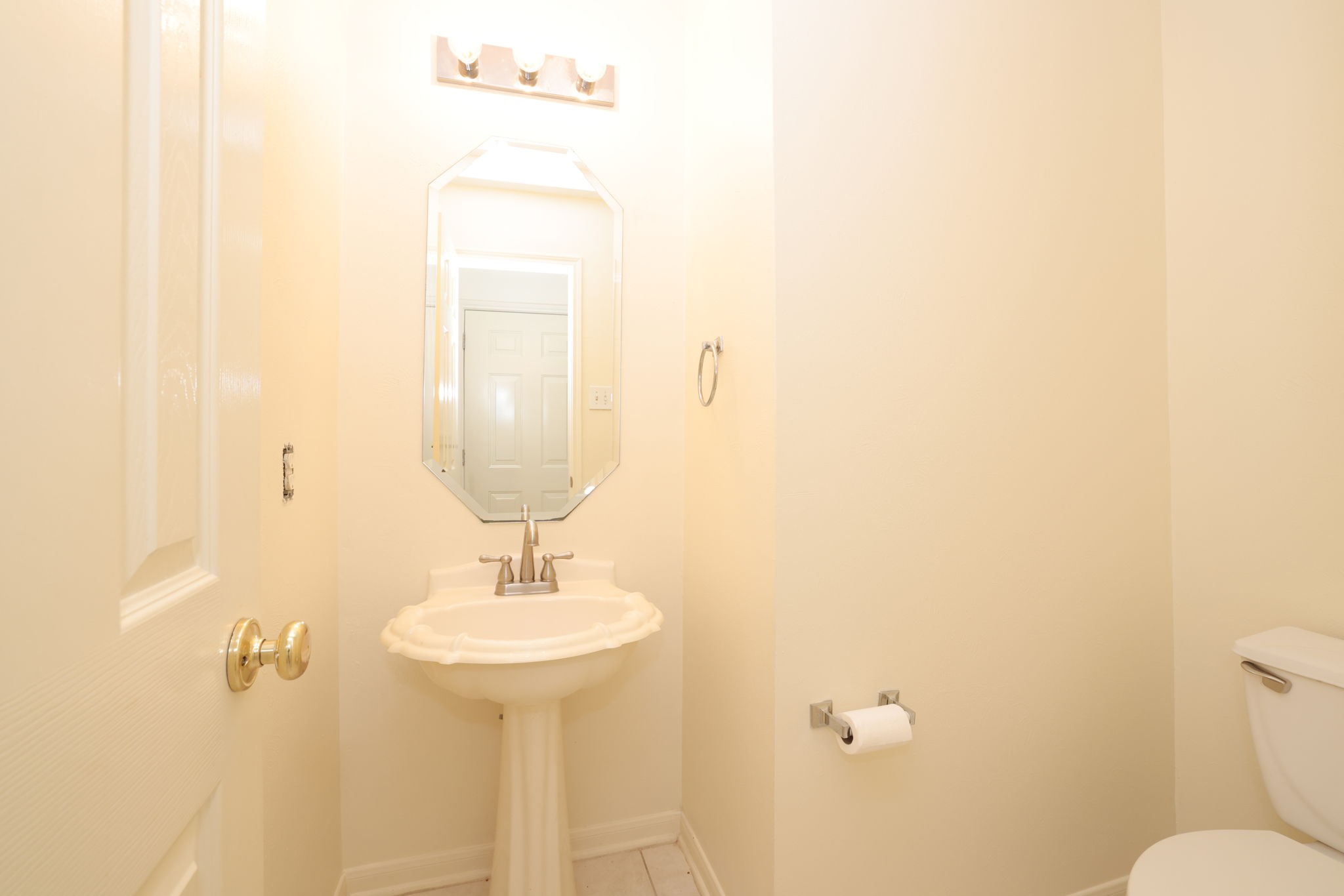 8823 Catawissa Drive Property Photo 8