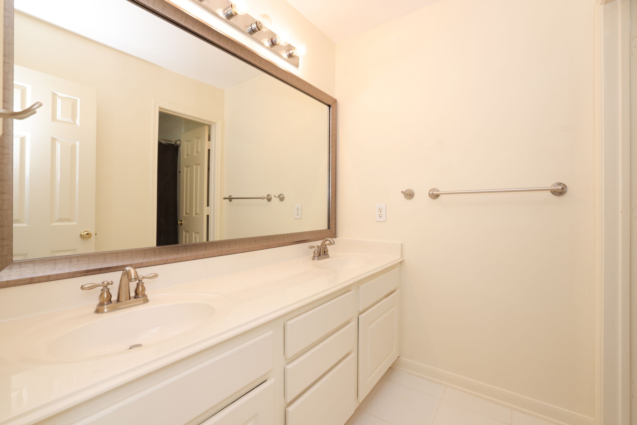 8823 Catawissa Drive Property Photo 32