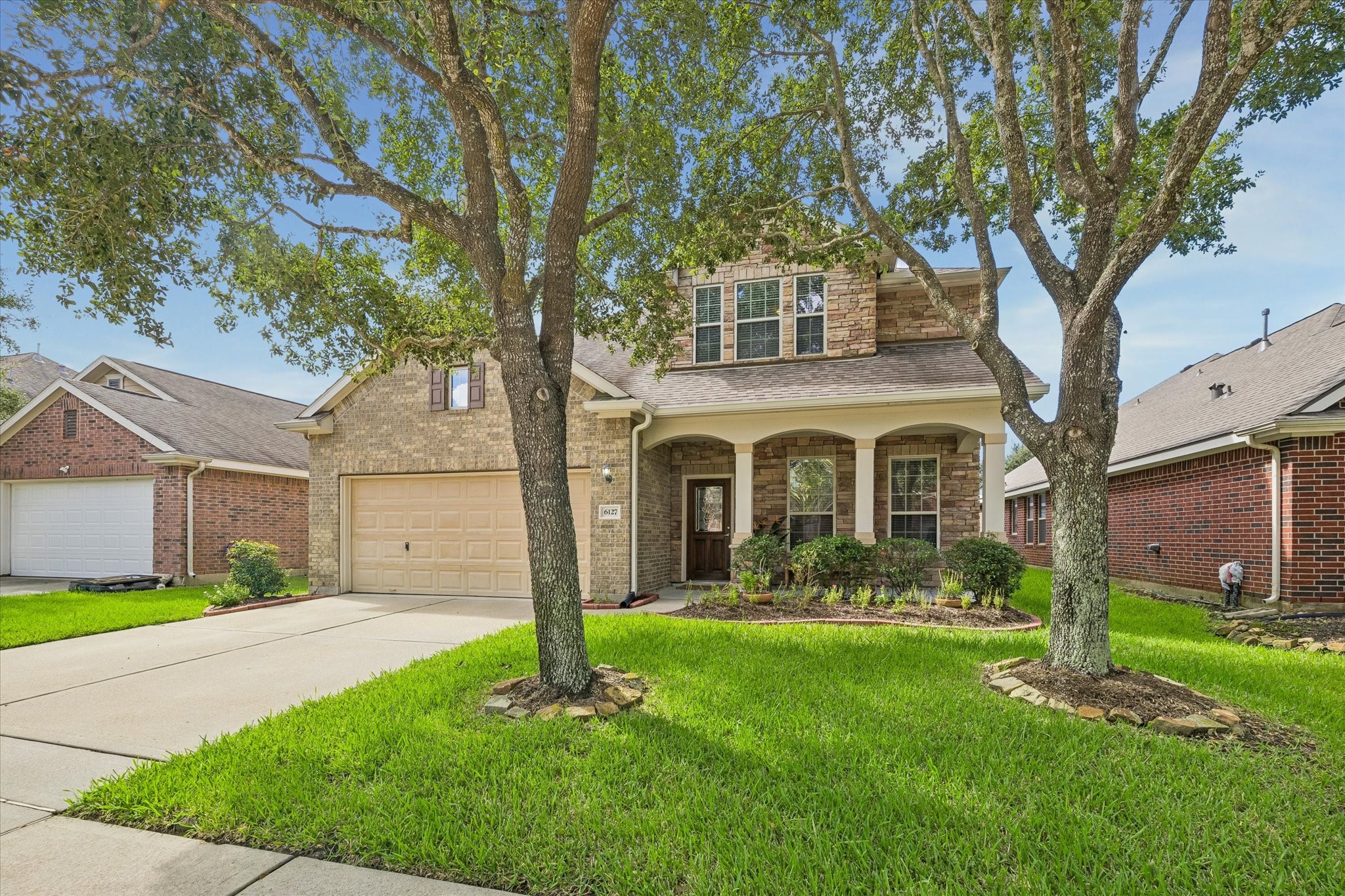 6127 Moran Crest Drive Property Photo 1