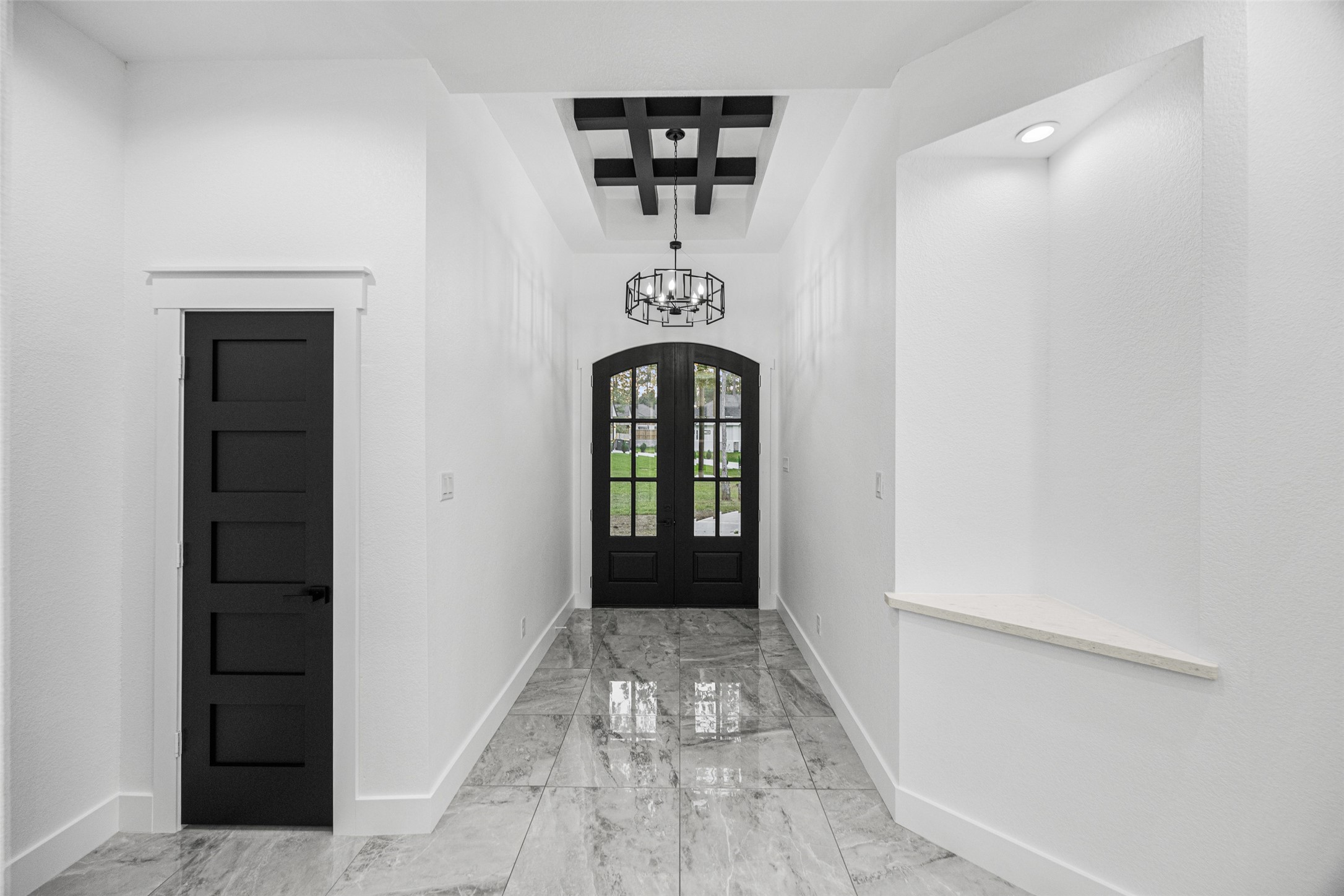 85 Lakeway Ct Court Property Photo 8