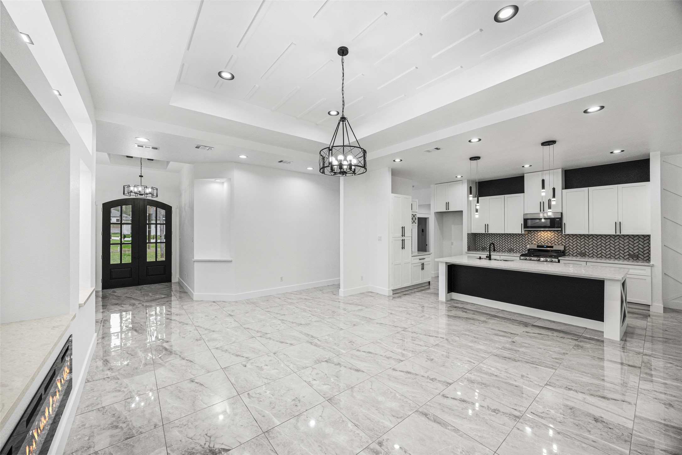 85 Lakeway Ct Court Property Photo 12