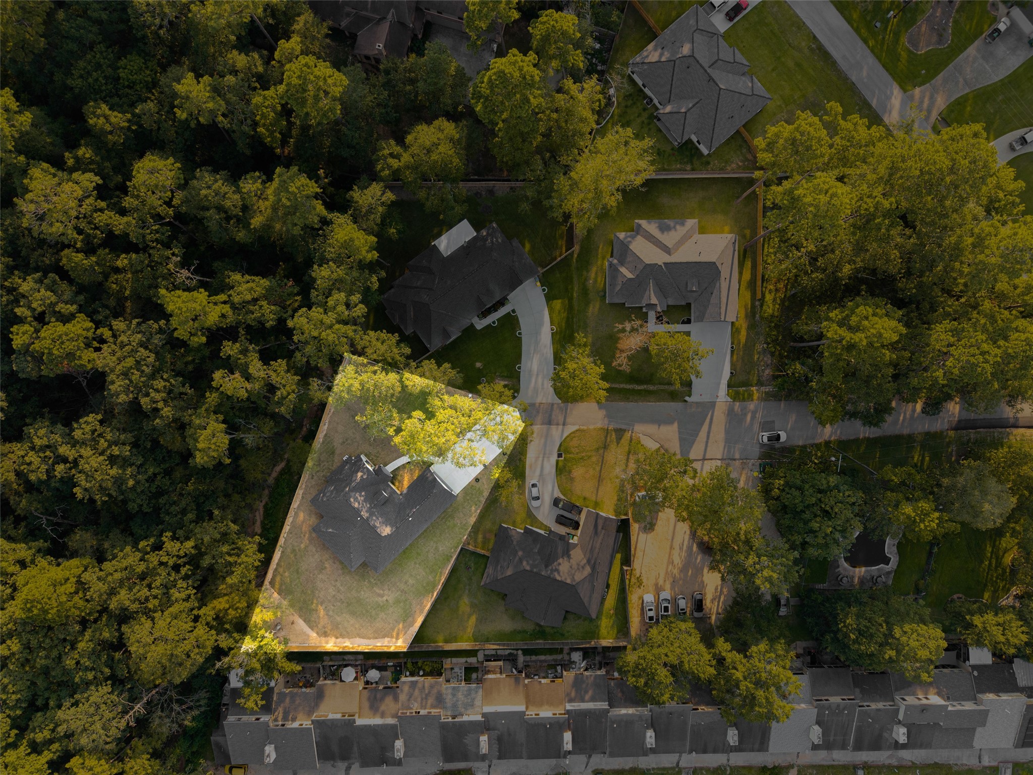 85 Lakeway Ct Court Property Photo 30