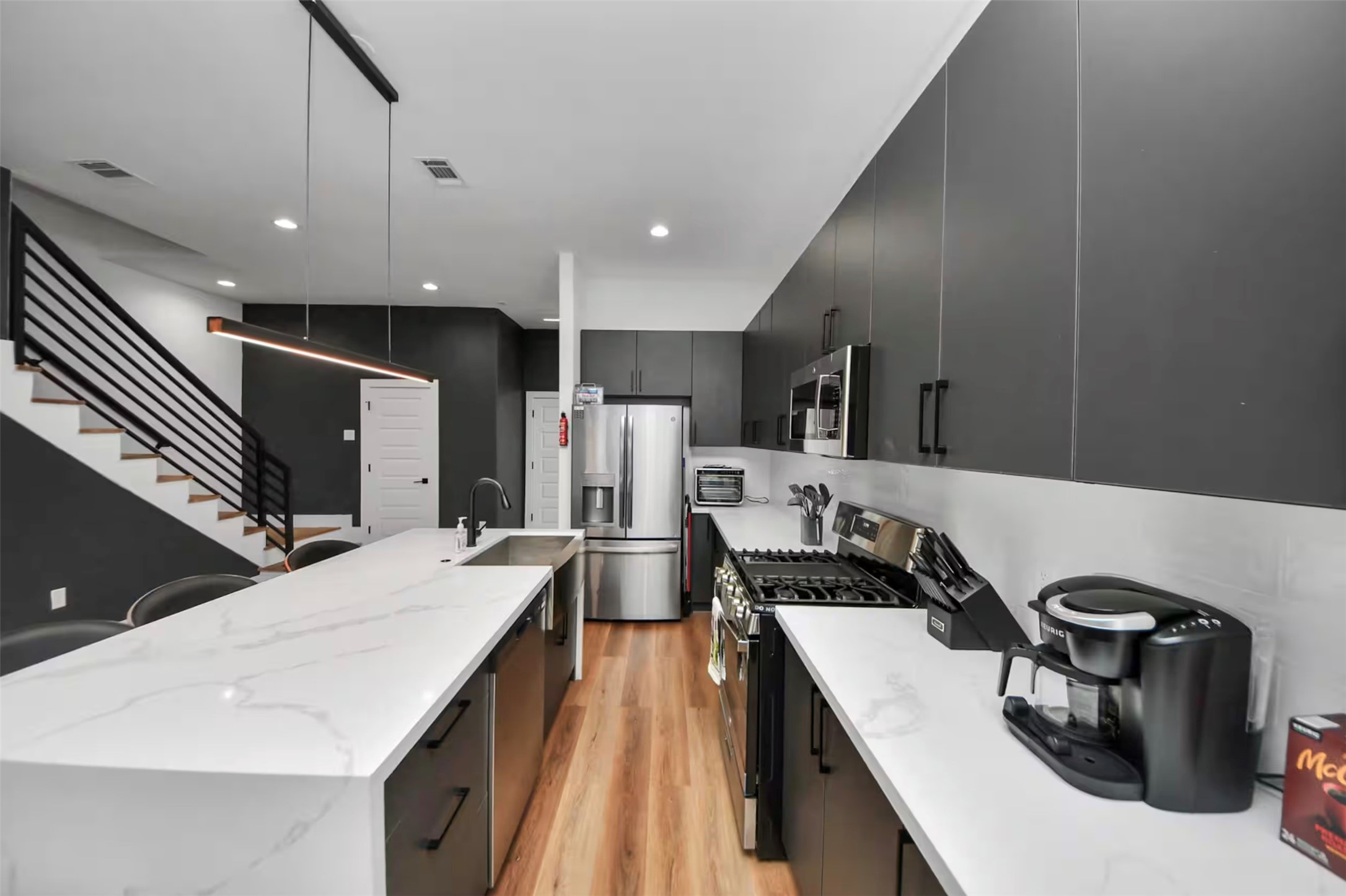 3521 Mainer Street Property Photo 6