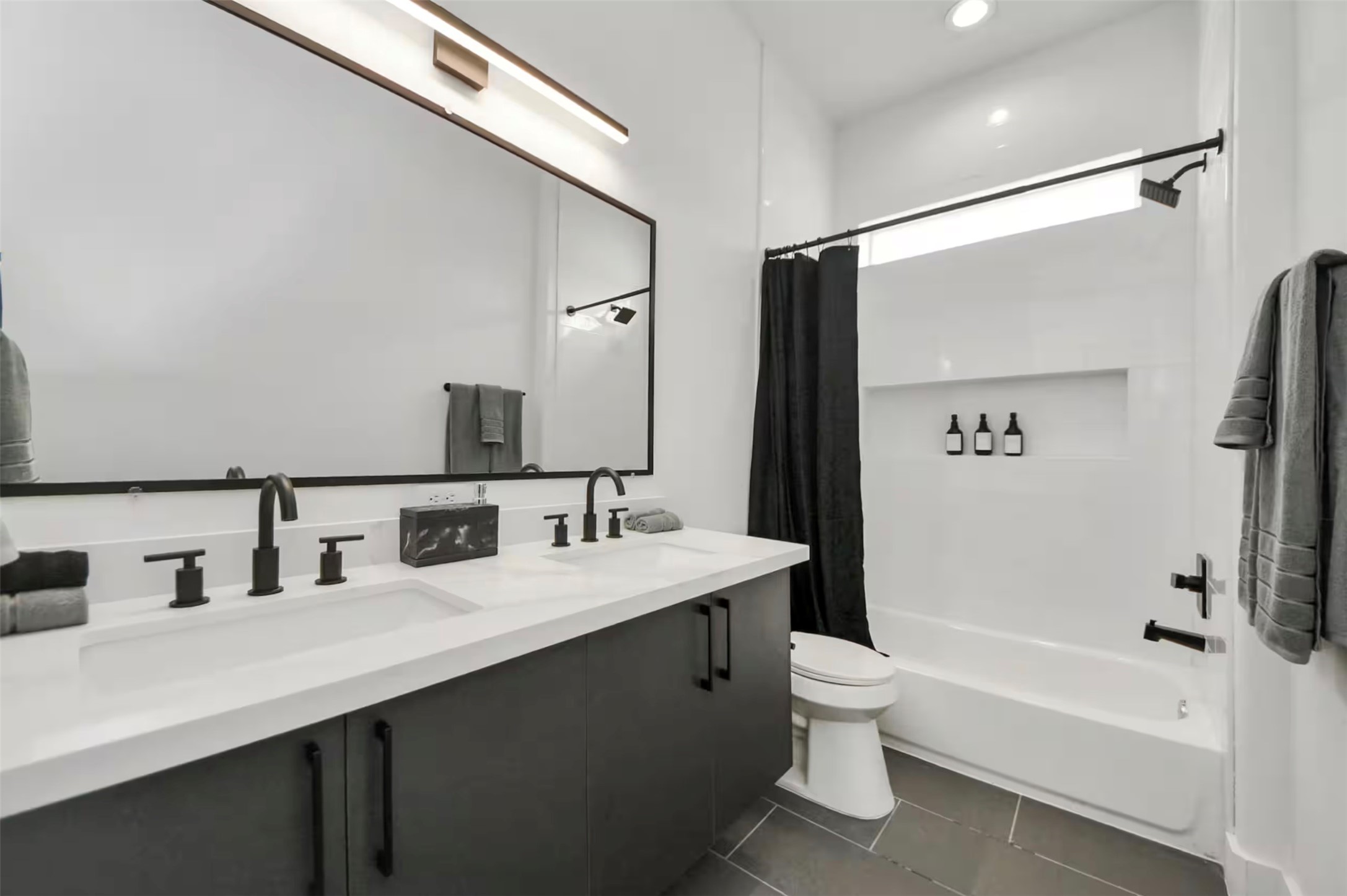 3521 Mainer Street Property Photo 32
