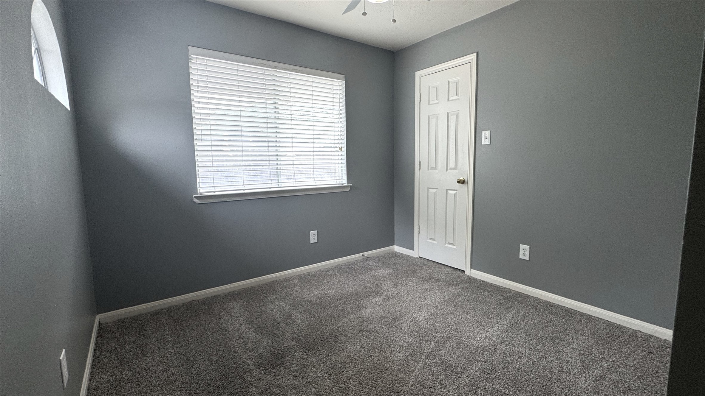 4243 Daisy Meadow Drive Property Photo 11