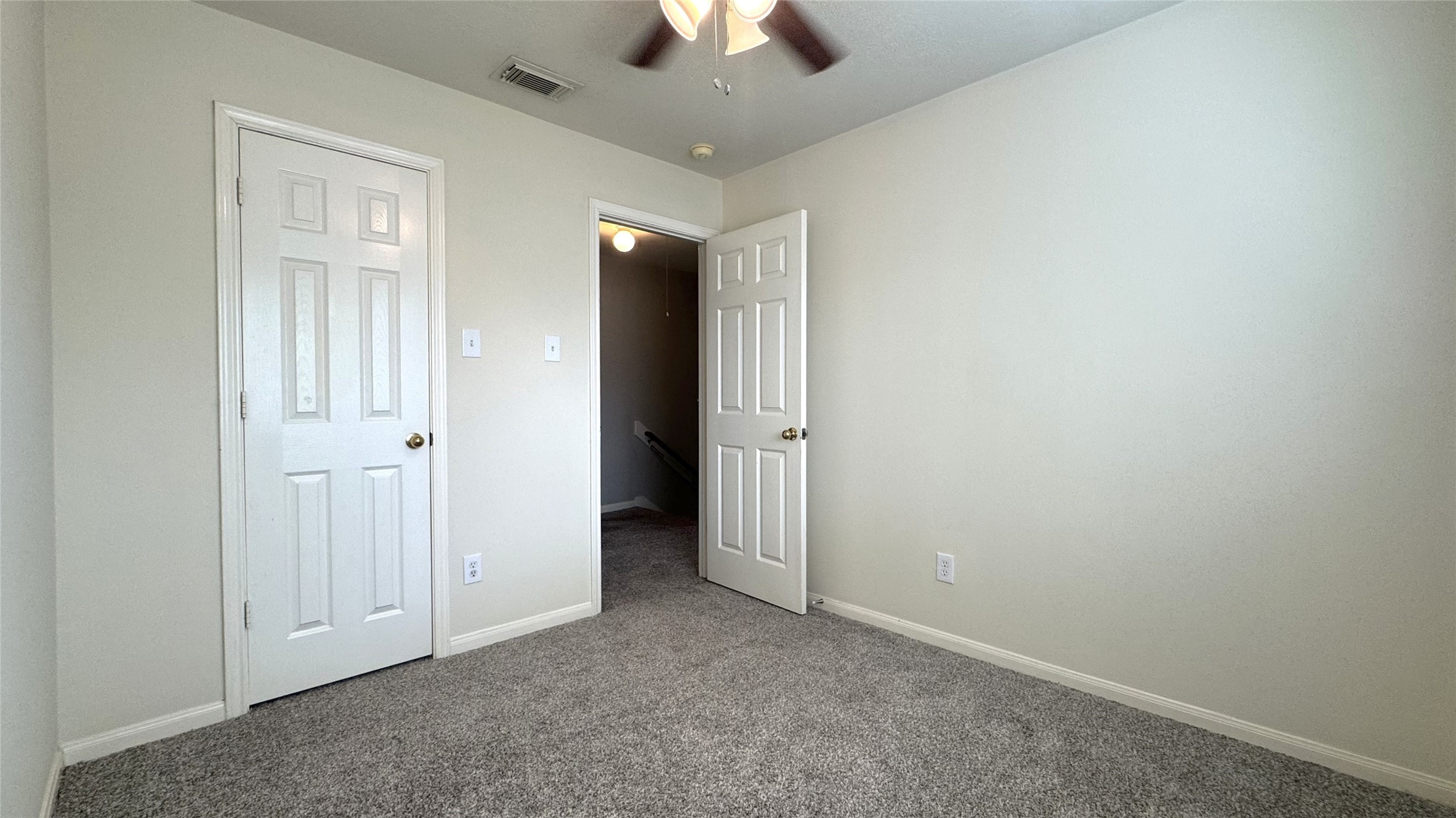 4243 Daisy Meadow Drive Property Photo 16