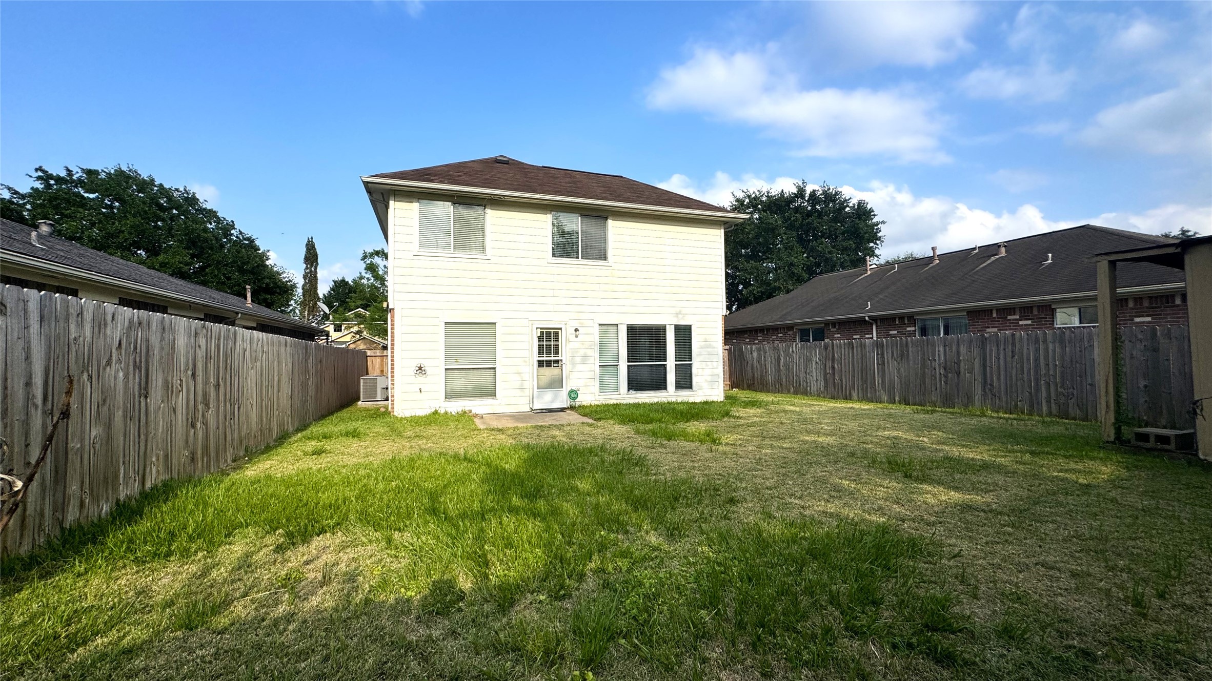 4243 Daisy Meadow Drive Property Photo 19