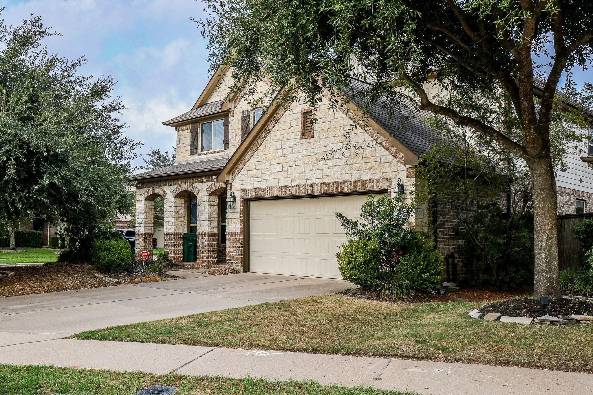 4810 Addison Forest Trail Property Photo 3