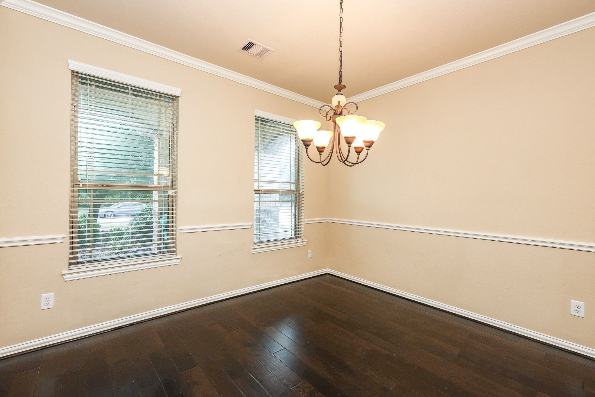 4810 Addison Forest Trail Property Photo 7