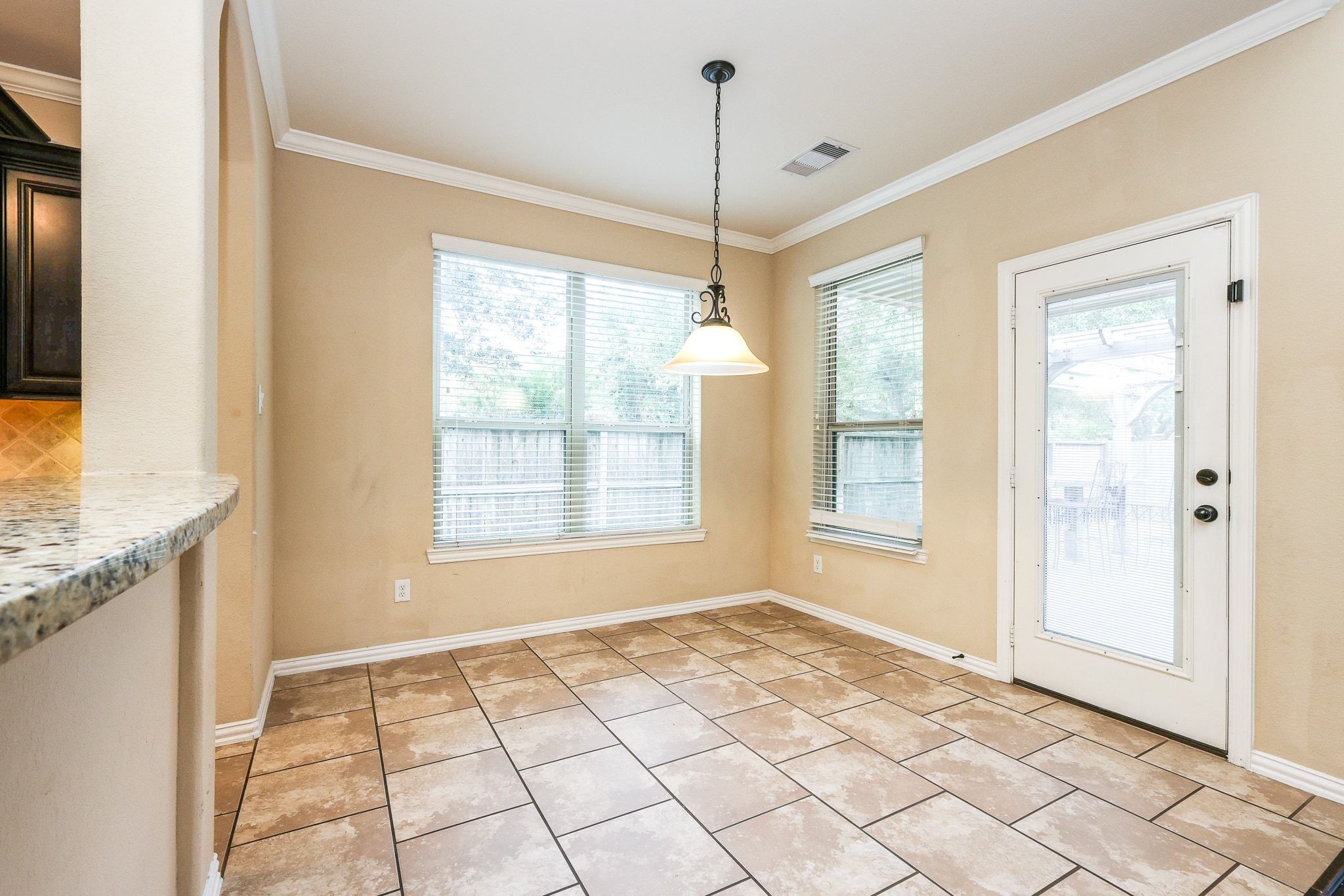4810 Addison Forest Trail Property Photo 14