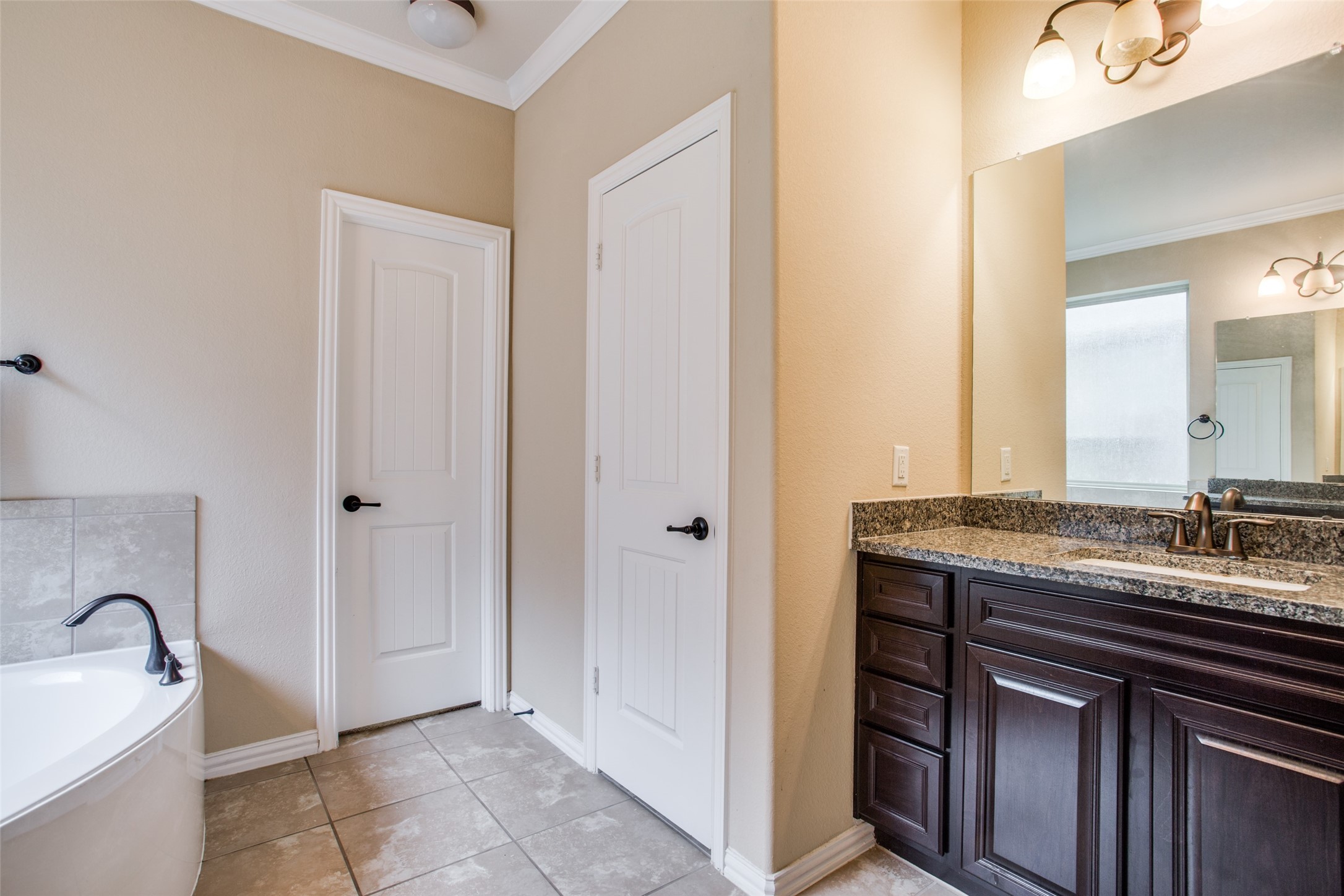 4810 Addison Forest Trail Property Photo 19