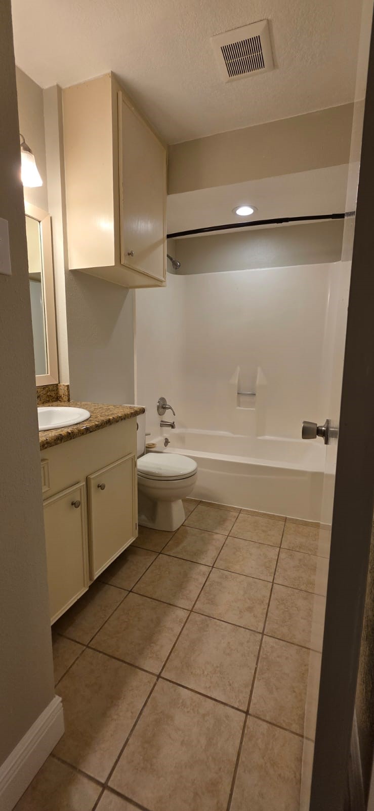 2605 Madison Avenue Property Photo 10