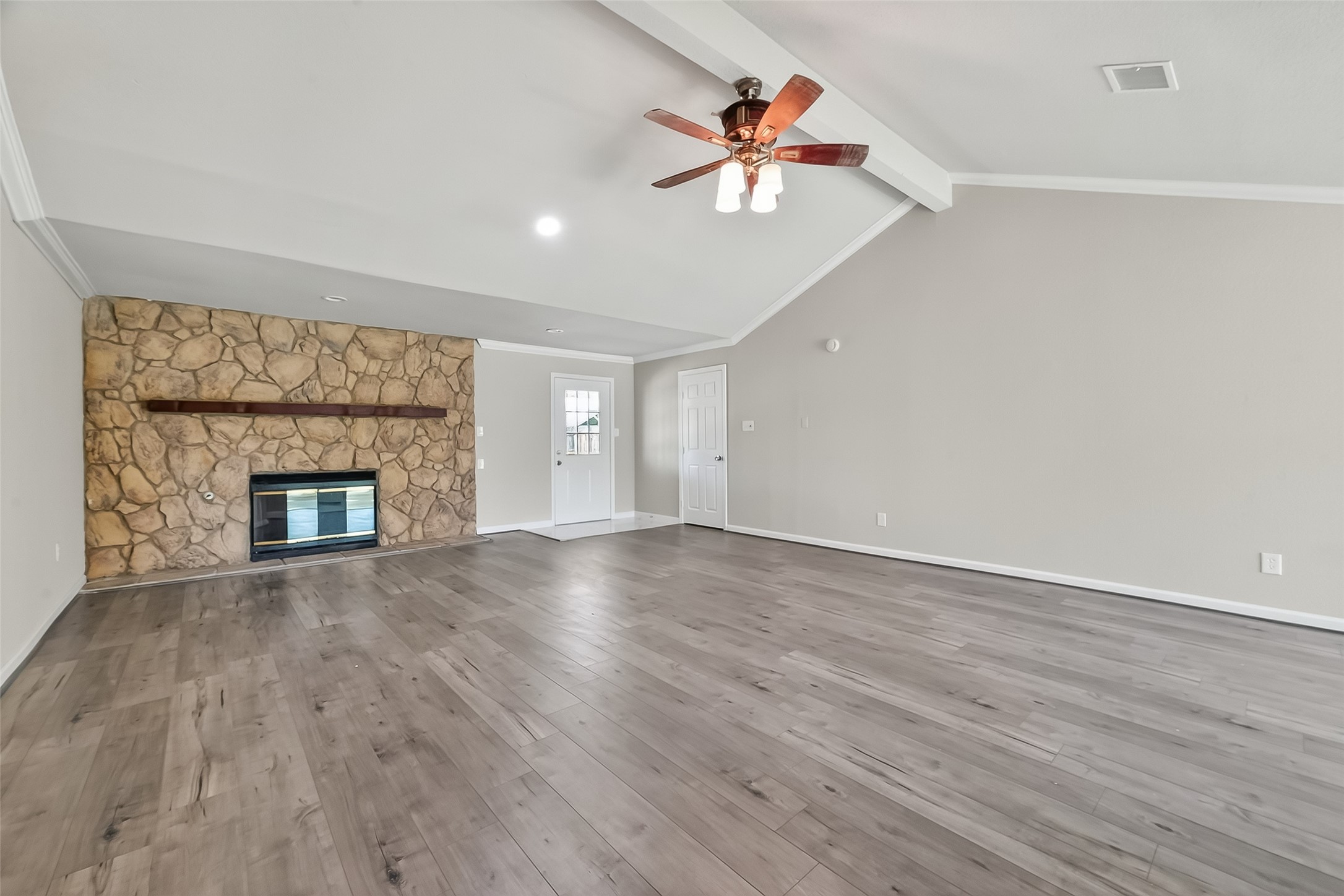 10603 Highland Woods Drive Property Photo 11