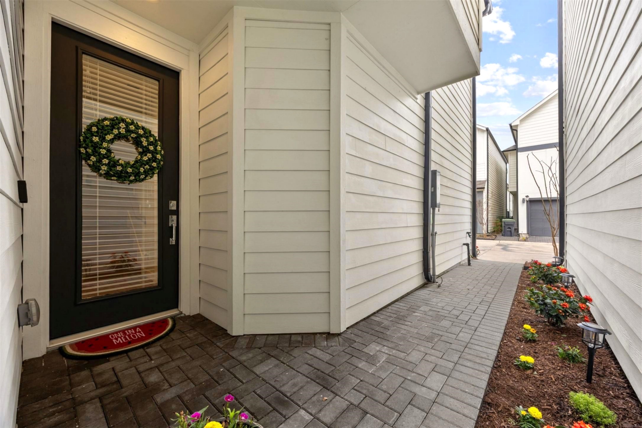 2323 Warhol Way Property Photo 3