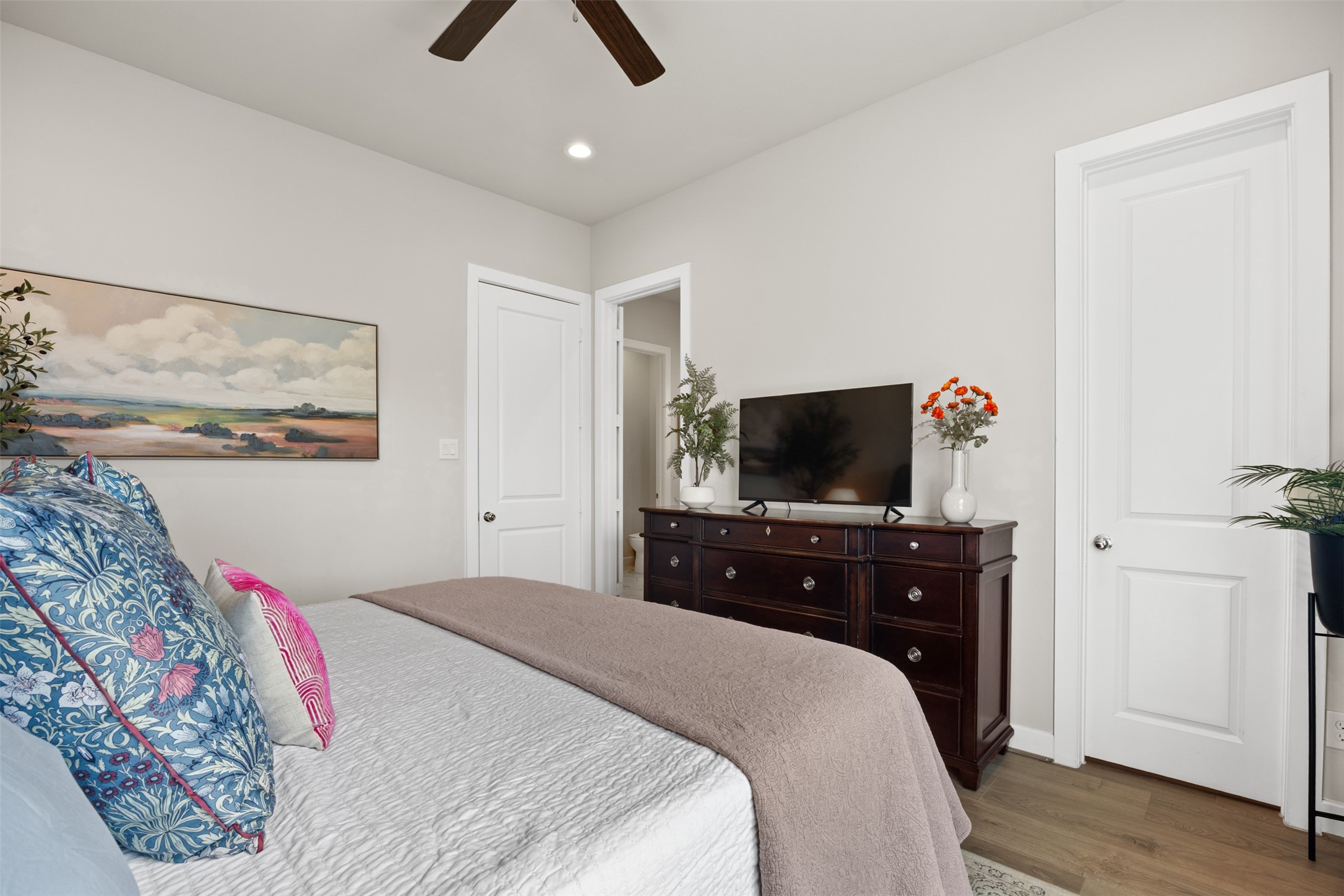2323 Warhol Way Property Photo 19