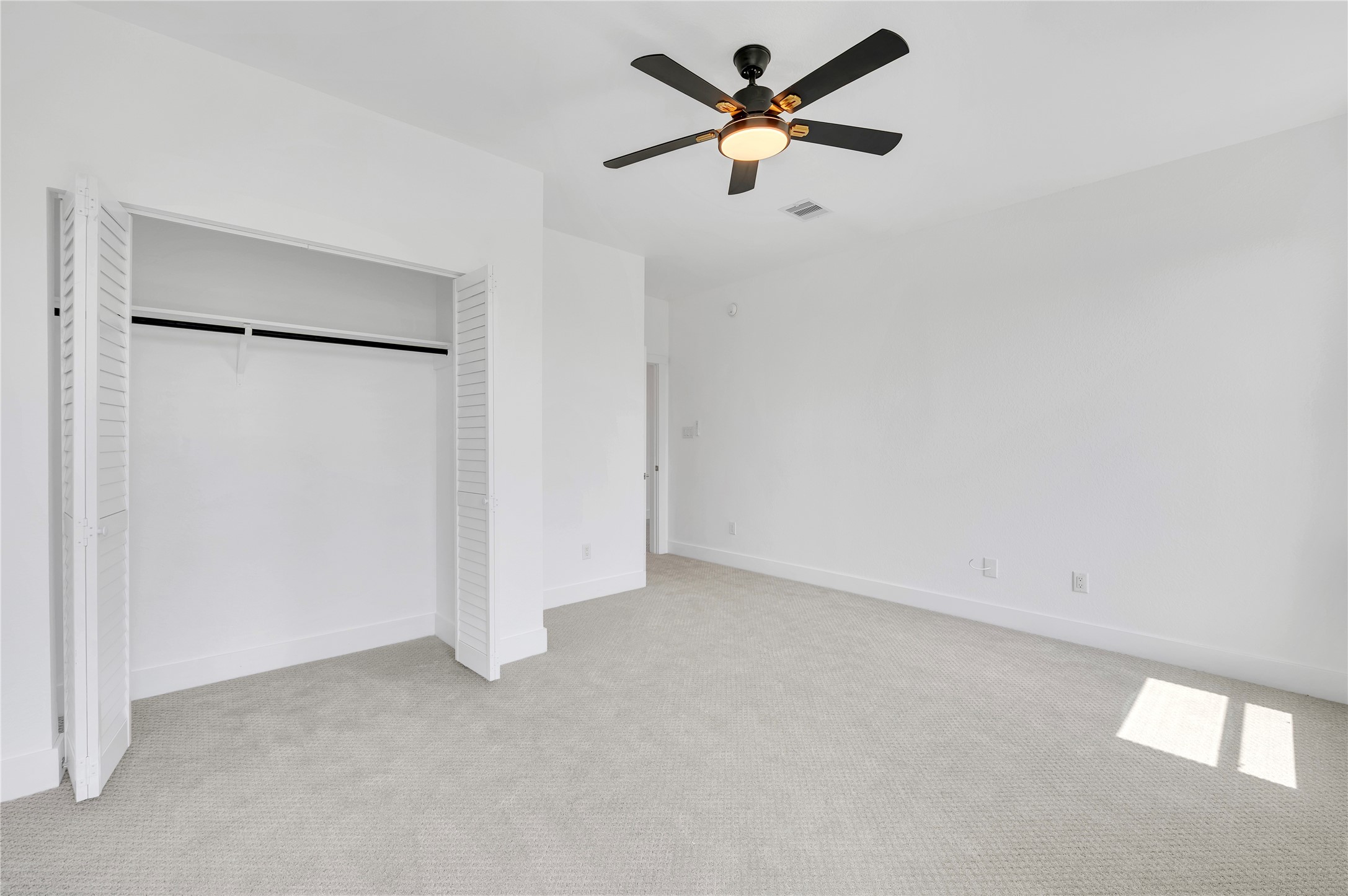 607 E Forest Avenue Property Photo 30