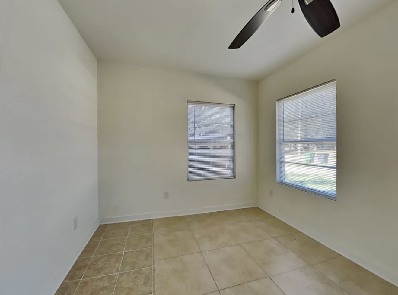 7318 Thurow Street Property Photo 12