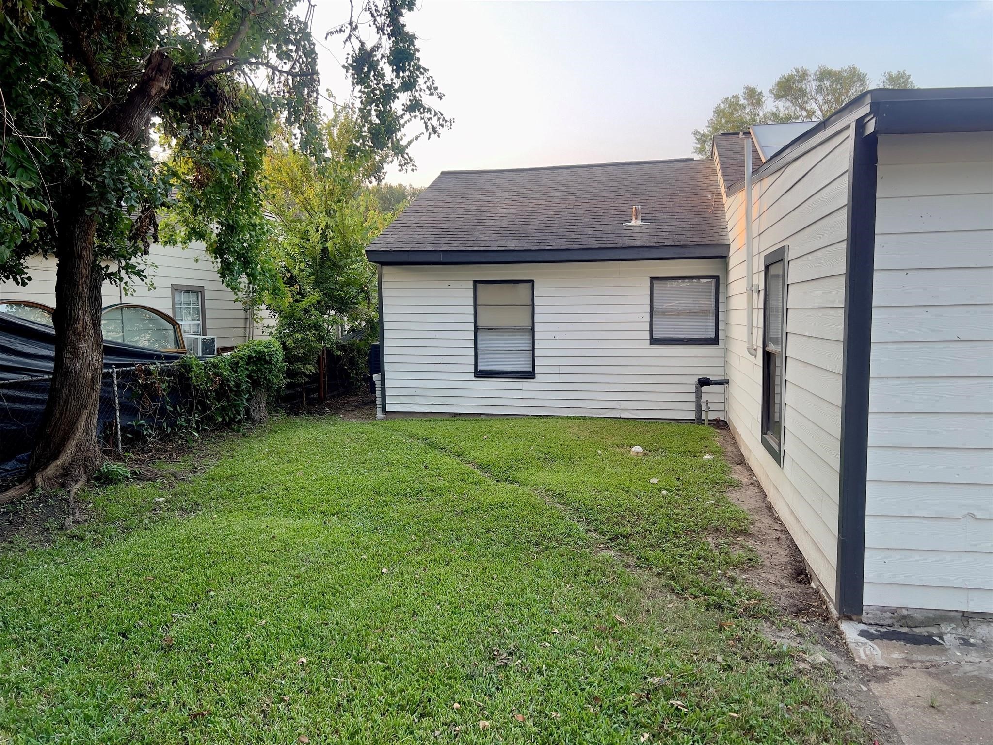7318 Thurow Street Property Photo 33
