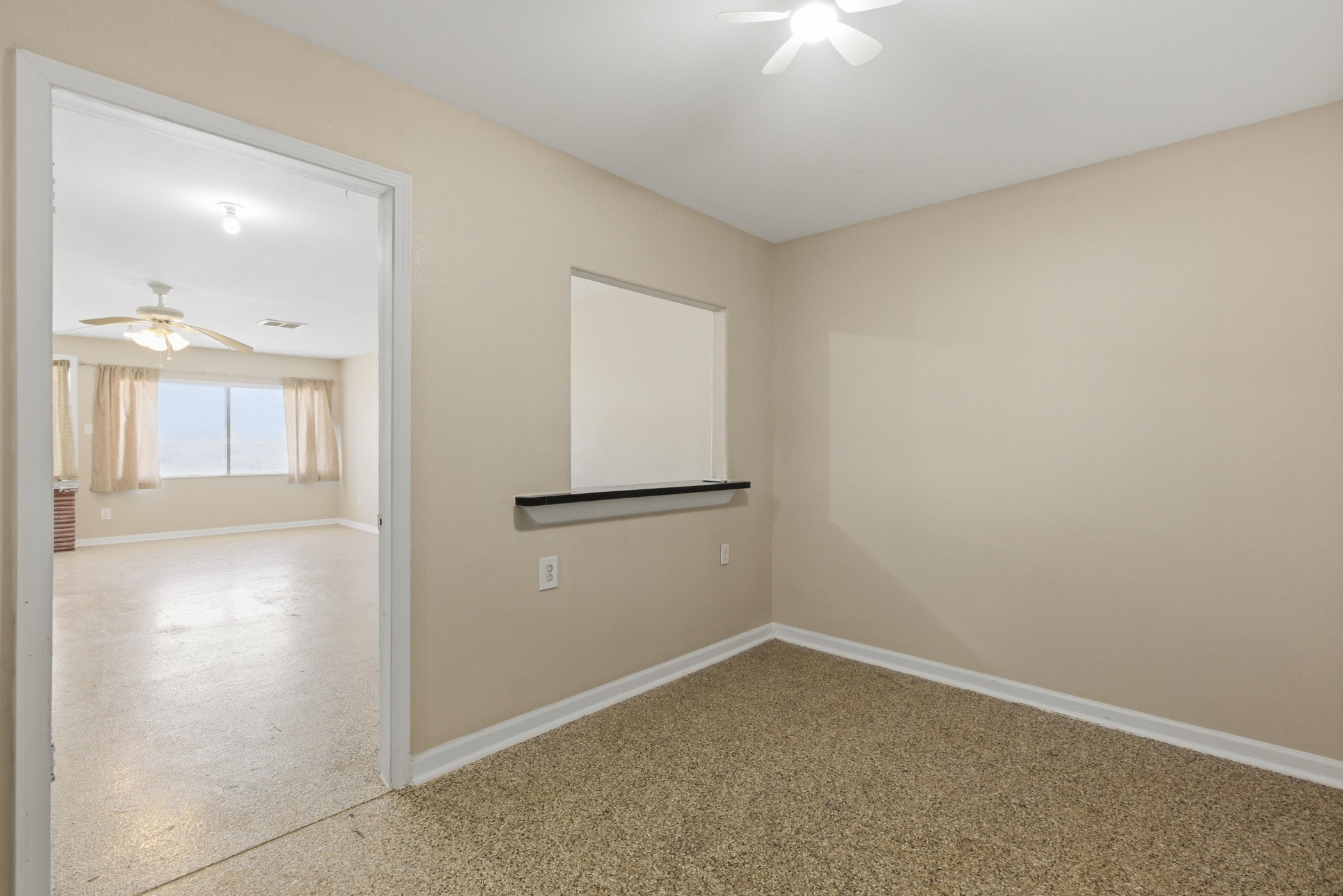 313 Grand Avenue Property Photo 10