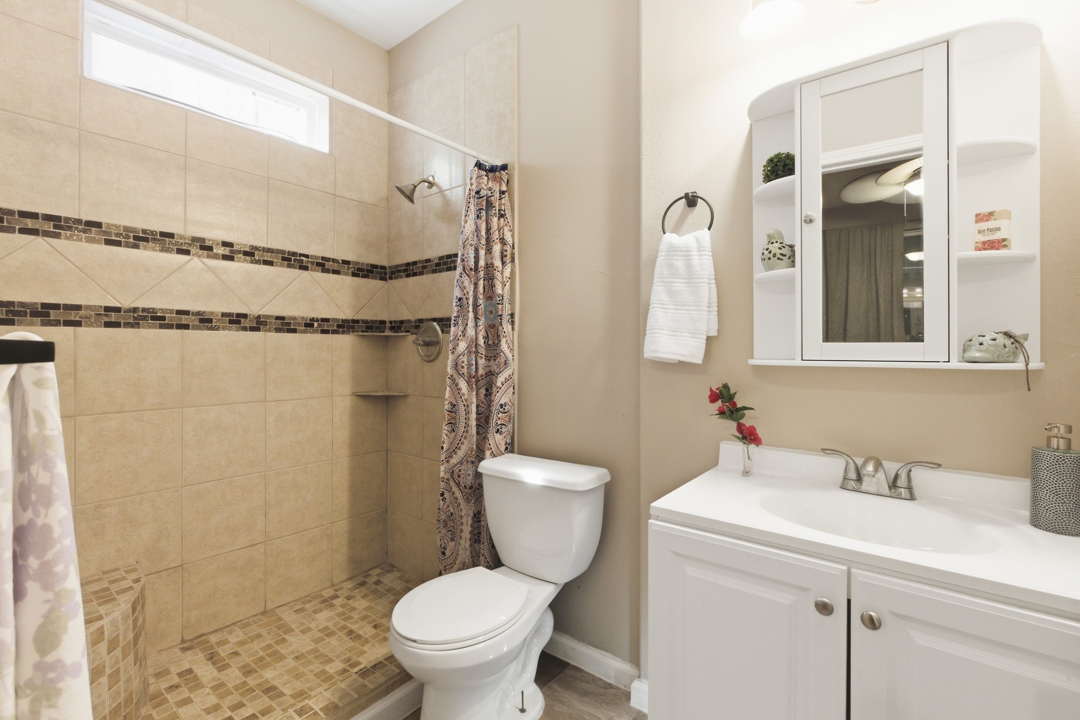 313 Grand Avenue Property Photo 20