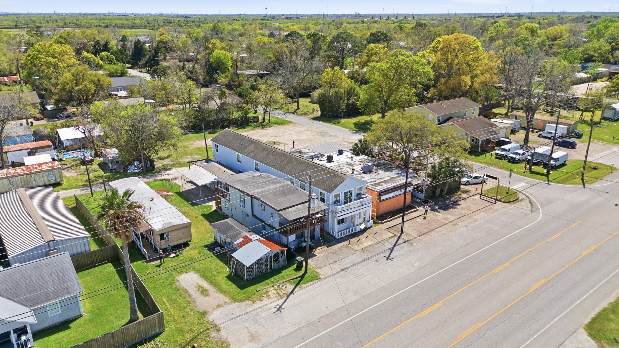 313 Grand Avenue Property Photo 49