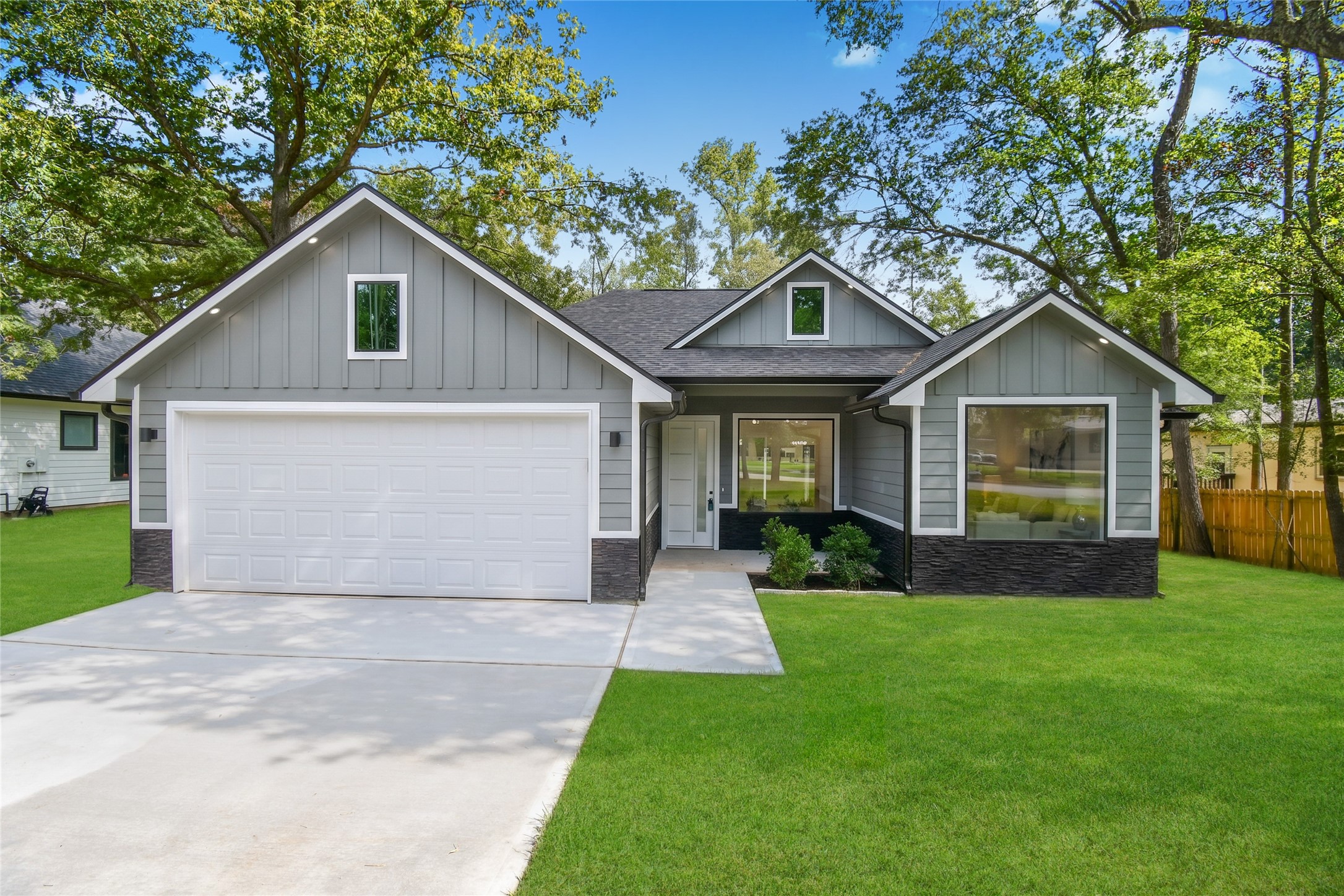 3575 Roy Bean Road Property Photo 1