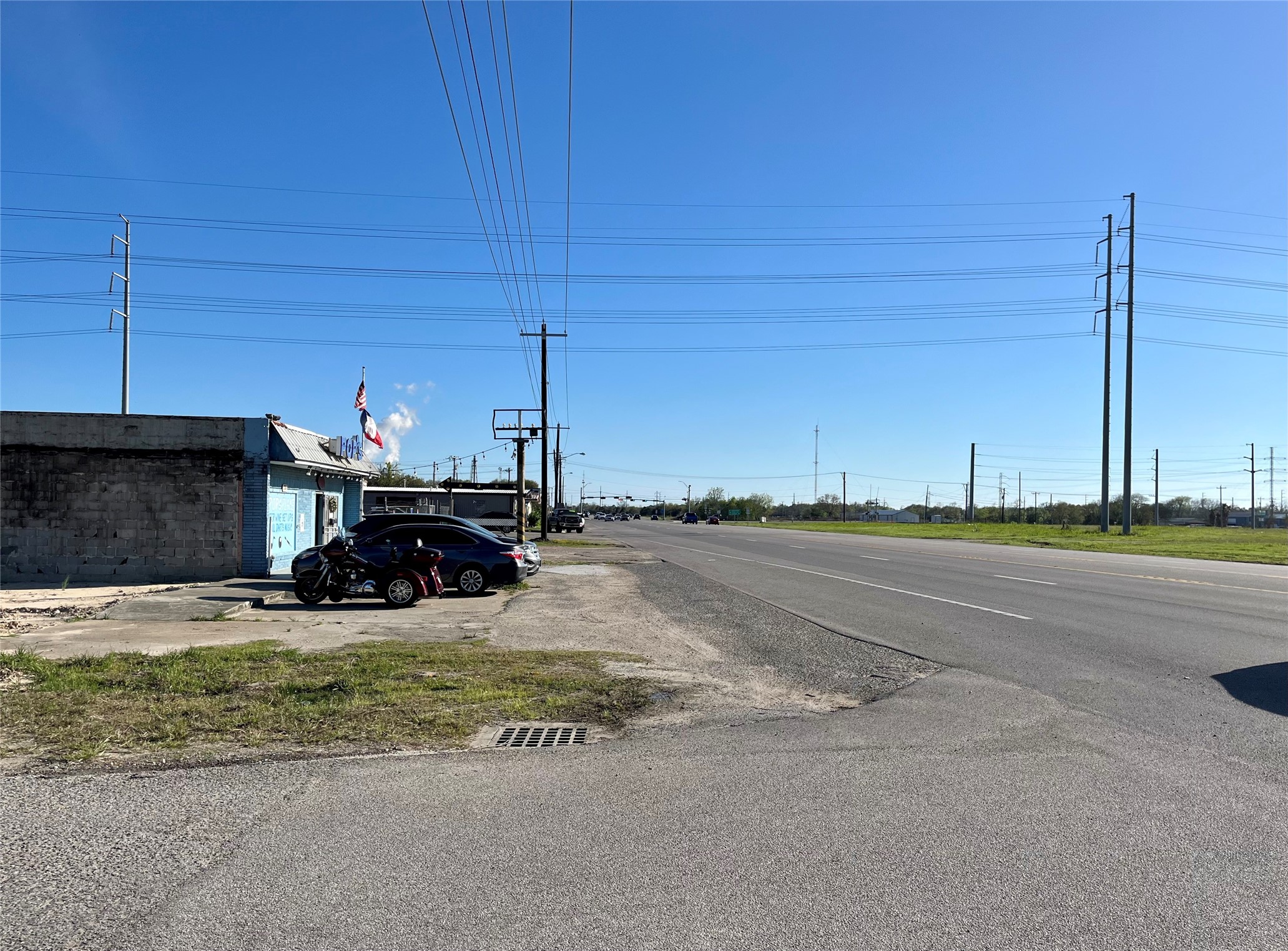 204 Highway 146 S Property Photo 6