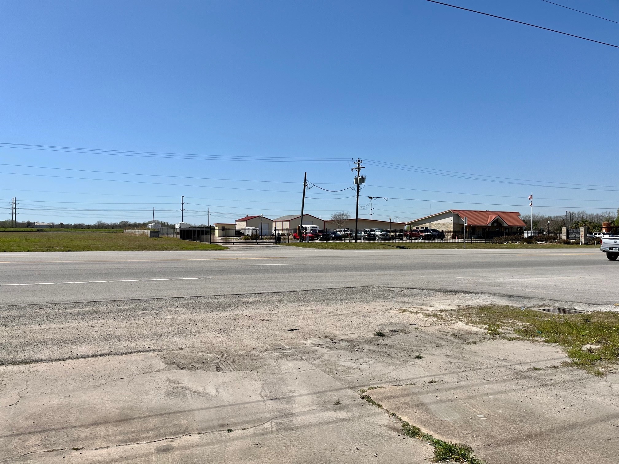 204 Highway 146 S Property Photo 8