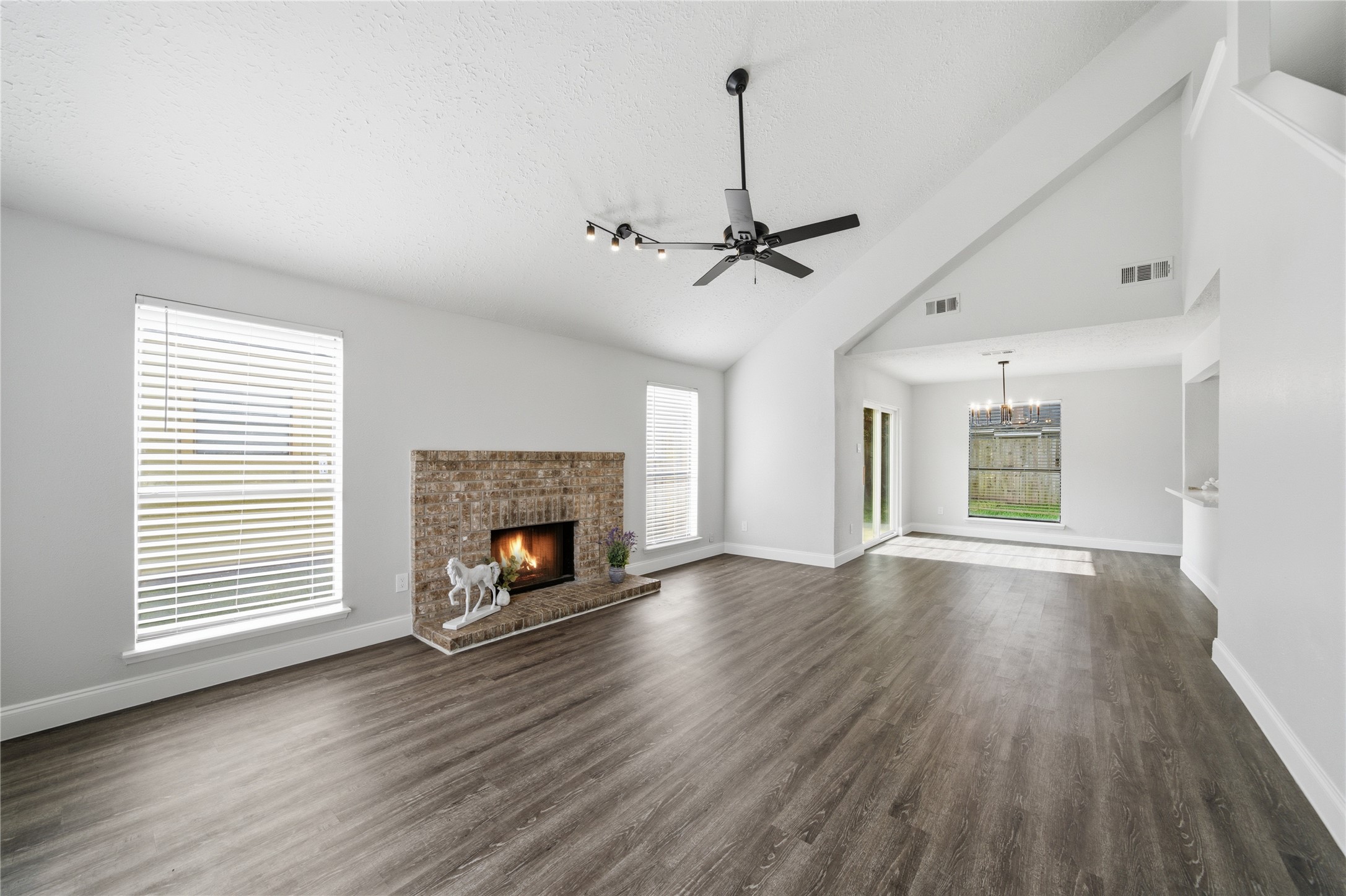 13307 Cape Province Drive Property Photo 3