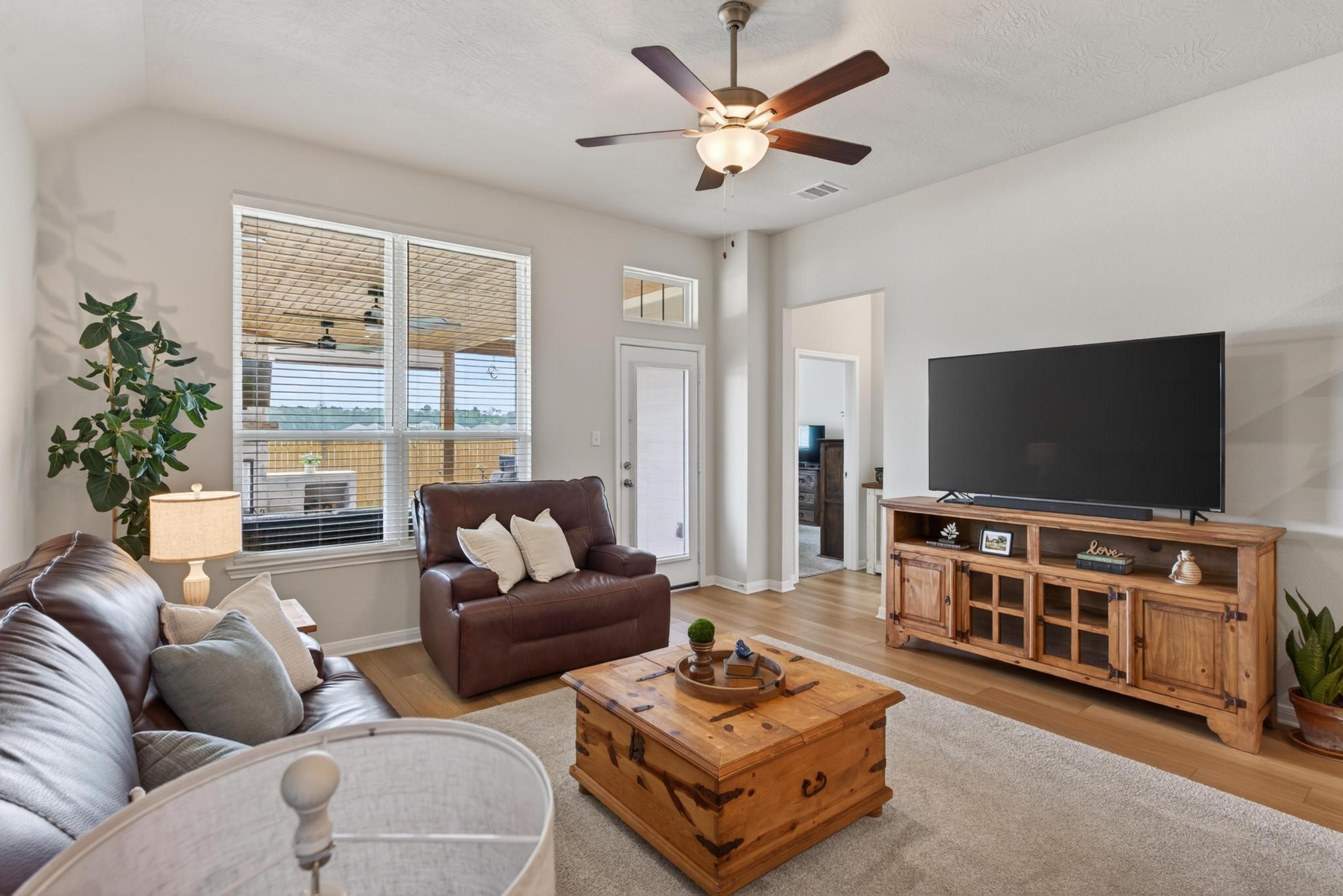 136 Worley Way Property Photo 17