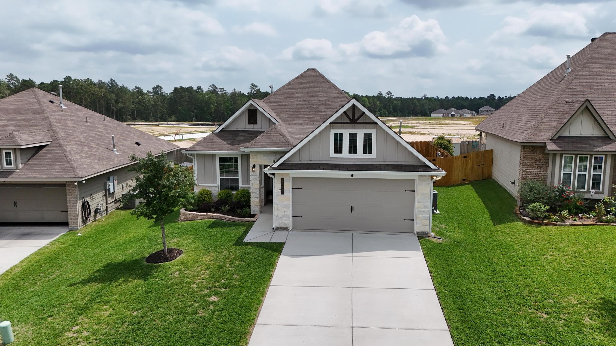 136 Worley Way Property Photo 36