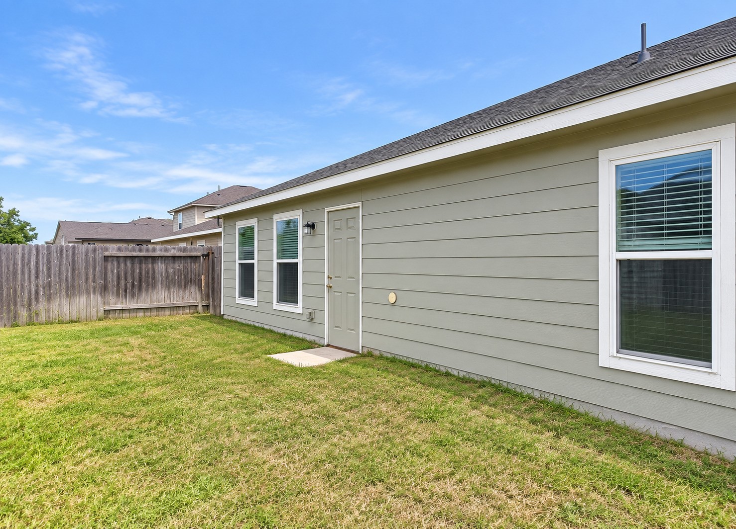 15690 Briar Forest Drive Property Photo 2