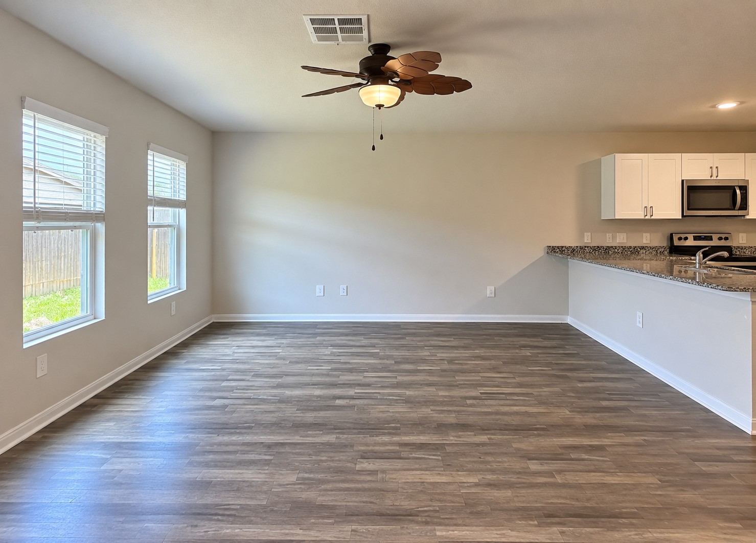 15690 Briar Forest Drive Property Photo 7