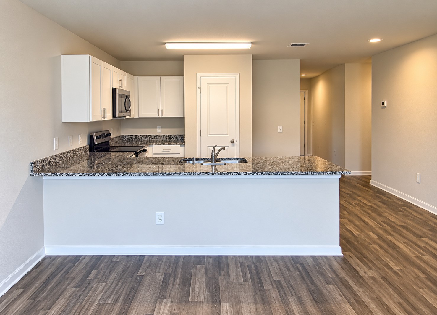 15690 Briar Forest Drive Property Photo 8