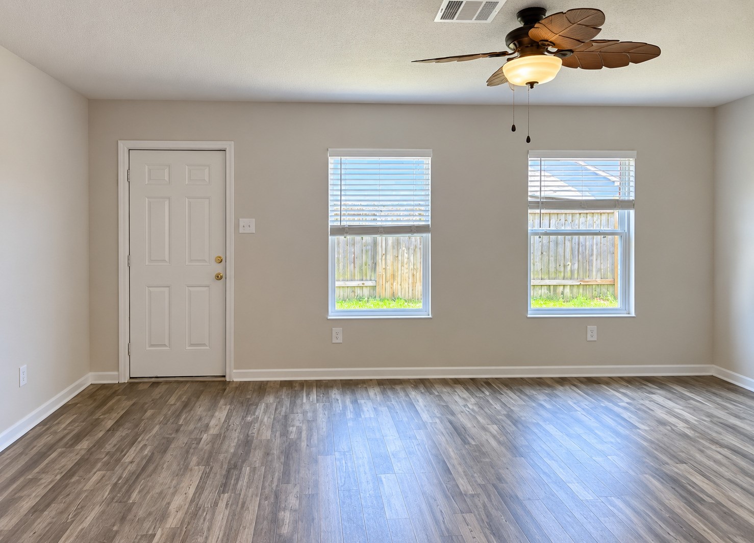 15690 Briar Forest Drive Property Photo 10