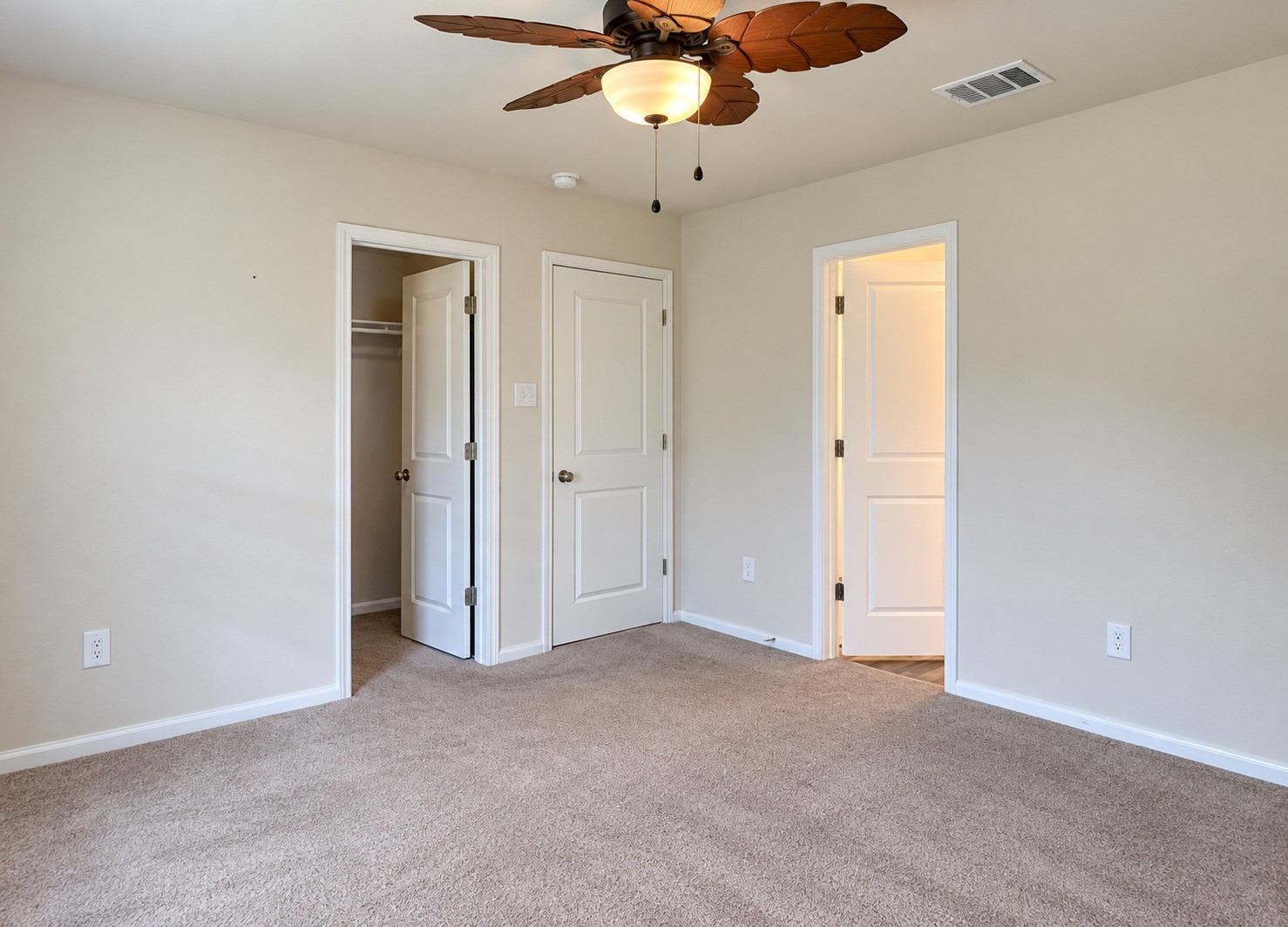 15690 Briar Forest Drive Property Photo 12