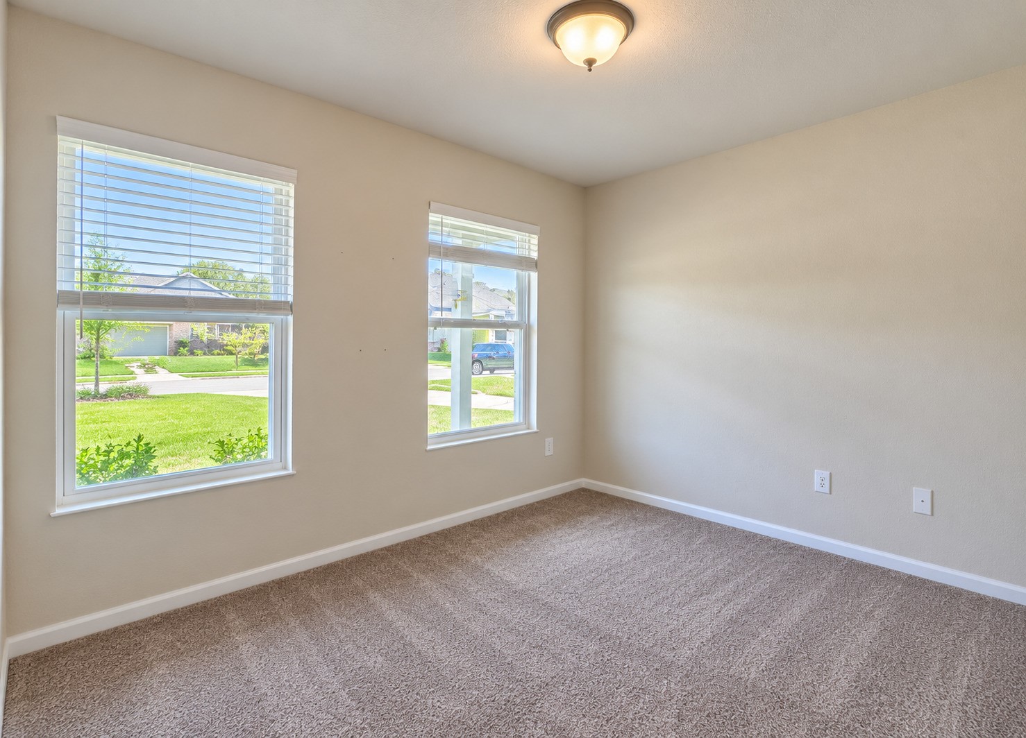 15690 Briar Forest Drive Property Photo 14