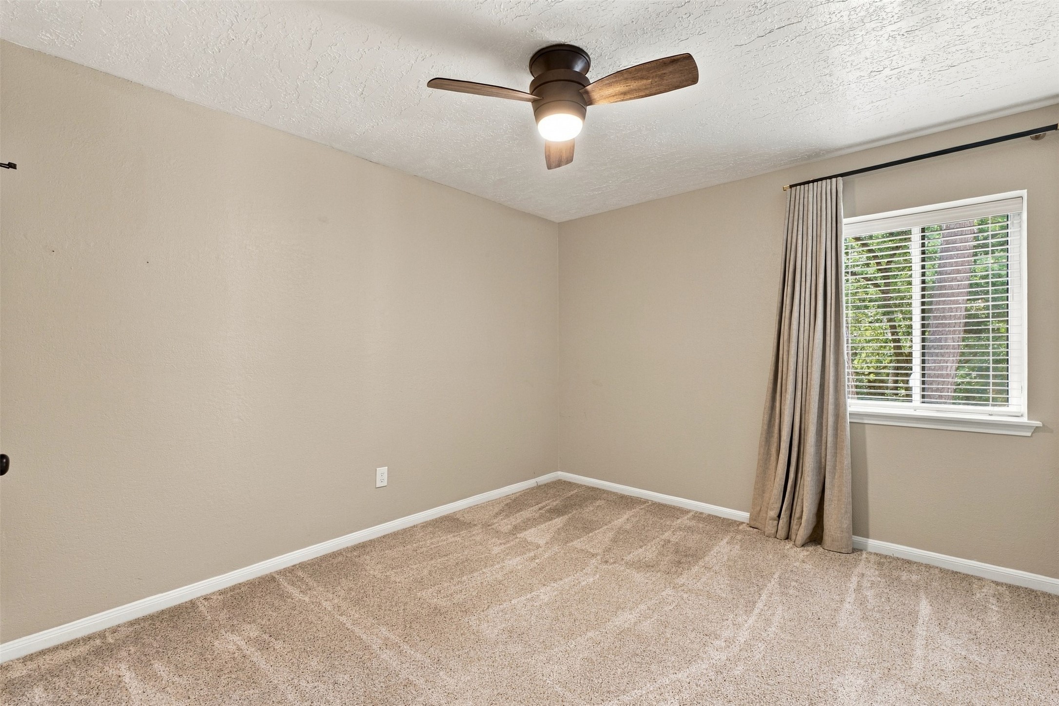 41 Eagle Court Property Photo 23