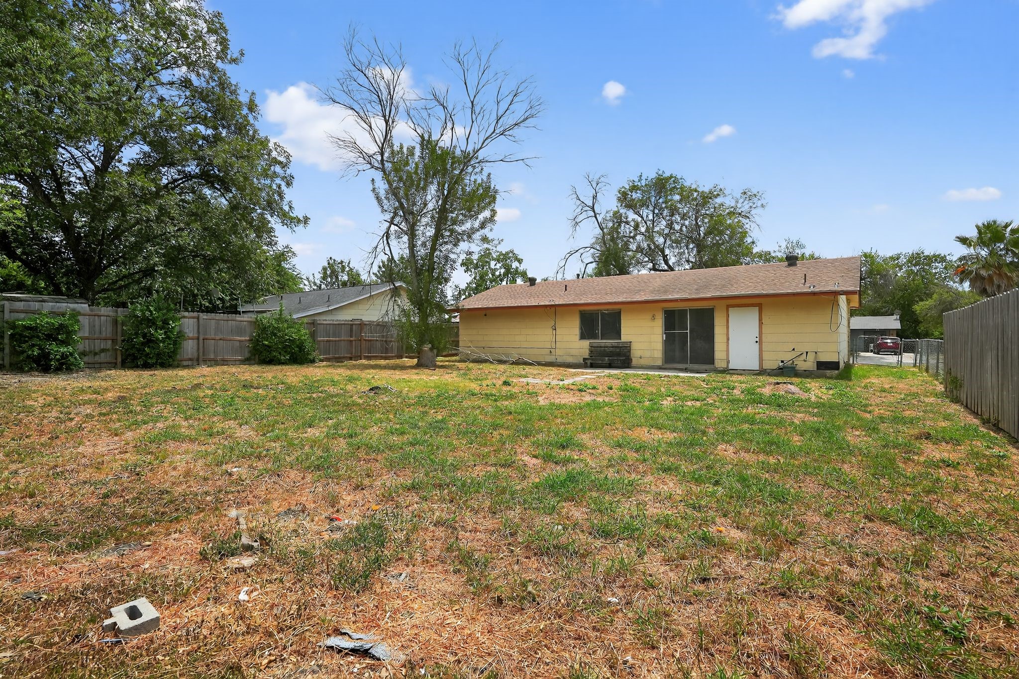 7207 Glen Point Property Photo 3