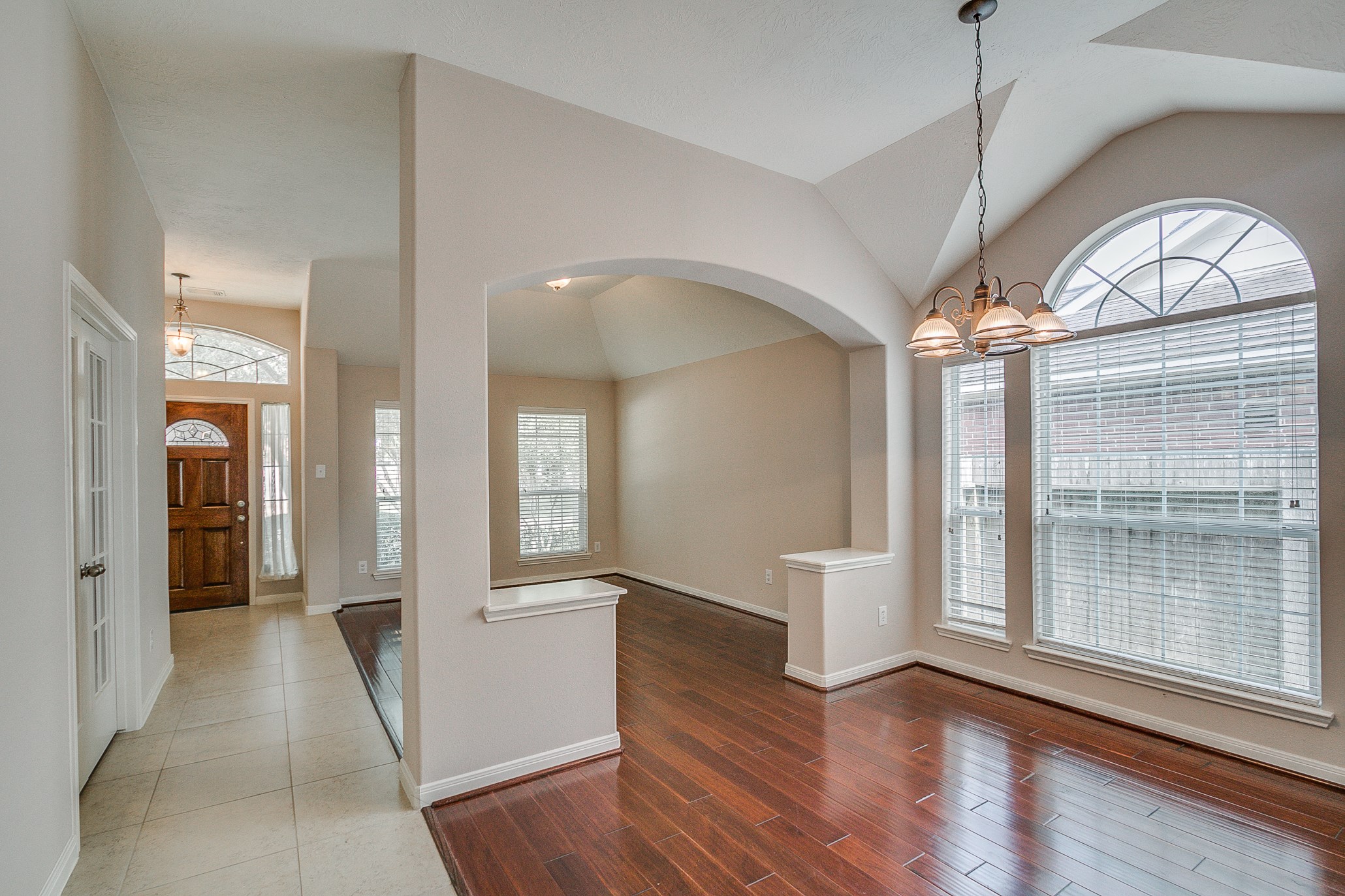 10914 Tattershall Lane Property Photo 5